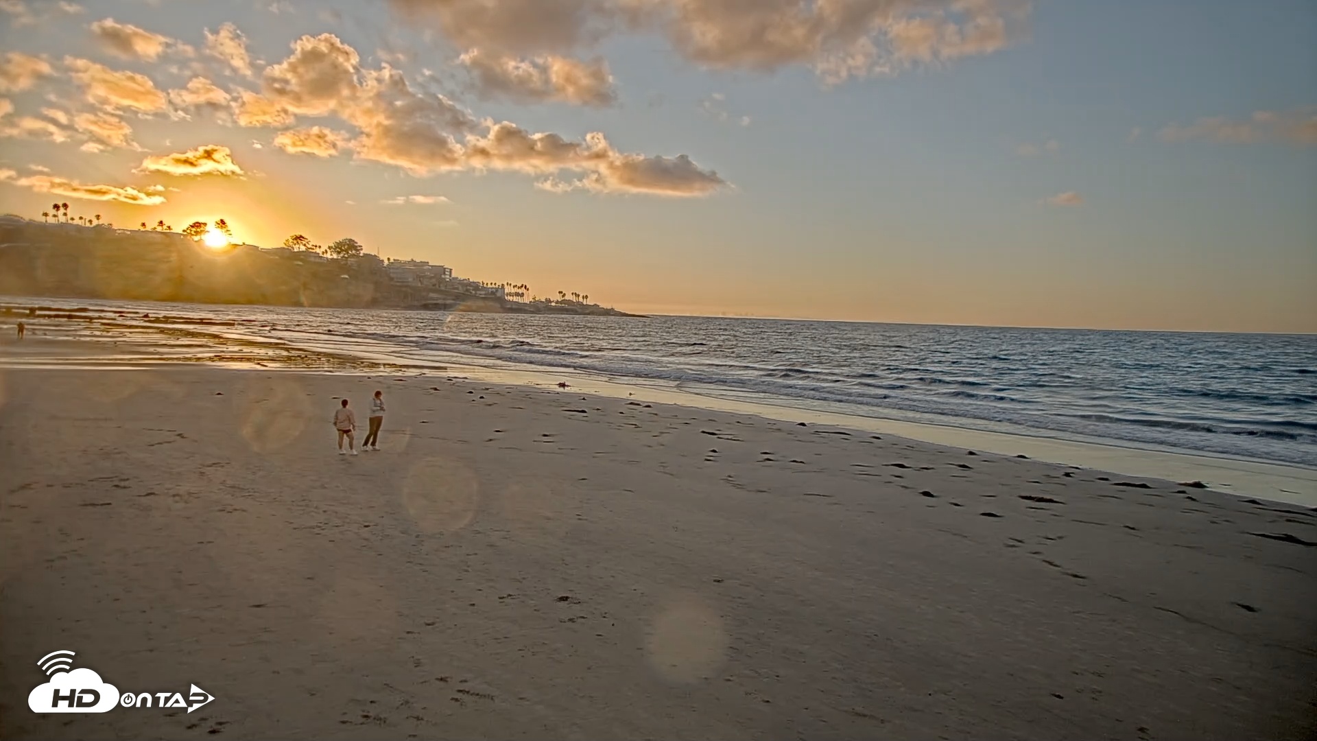 Snapshot of La Jolla Shores Live Surf Cam taken Jan 7, 2026, 4:42pm PST
