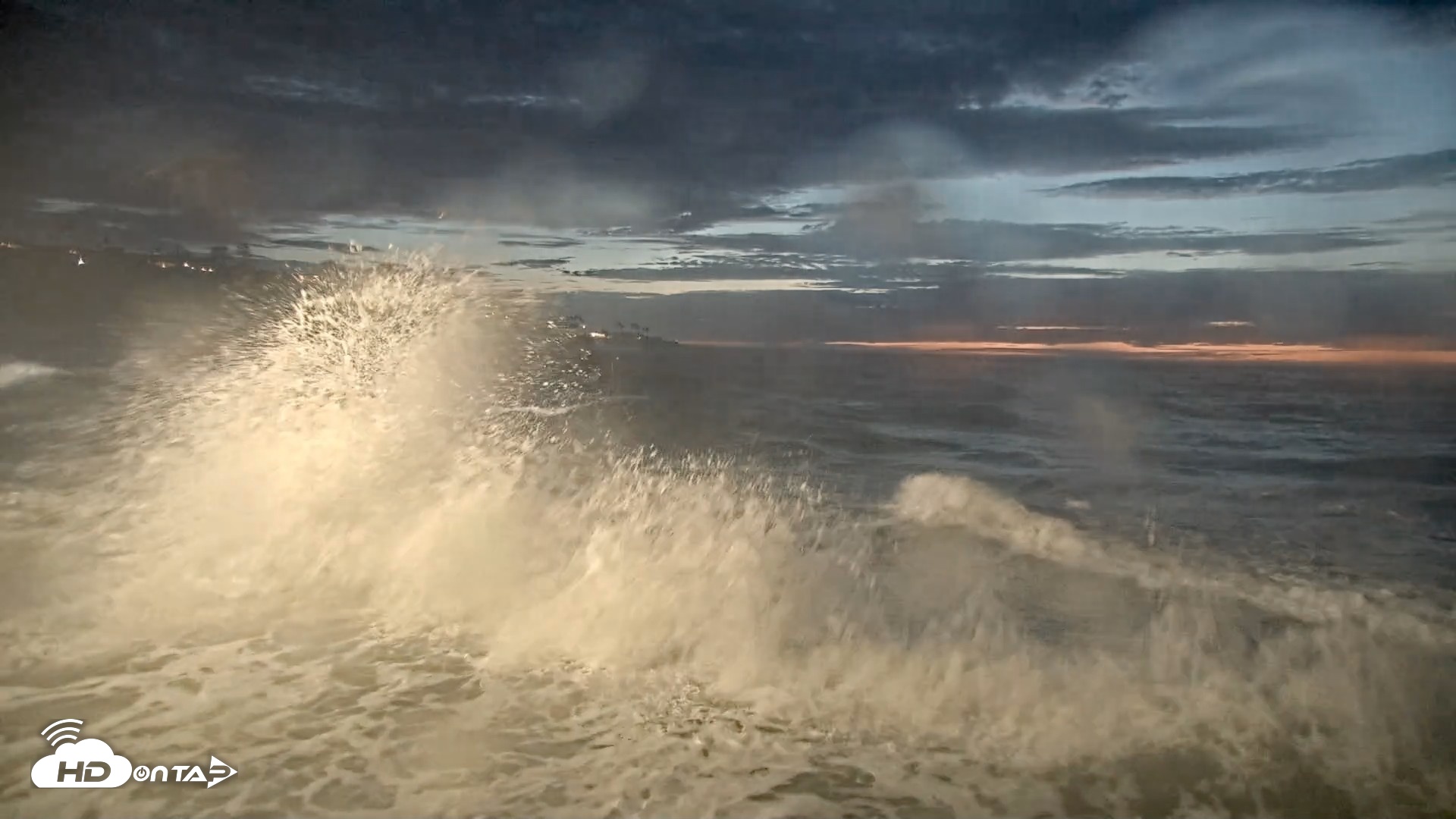Snapshot of La Jolla Shores Live Surf Cam taken Sep 8, 2026, 7:36pm PDT