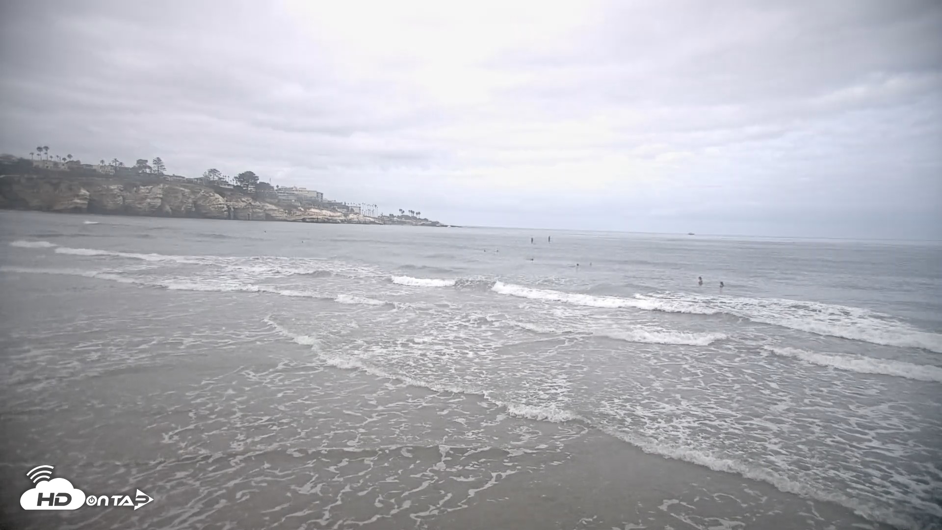 Snapshot of La Jolla Shores Live Surf Cam taken Sep 18, 2026, 9:19am PDT