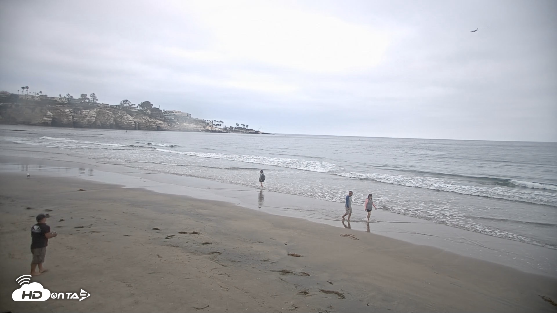 Snapshot of La Jolla Shores Live Surf Cam taken Aug 6, 2026, 7:18am PDT