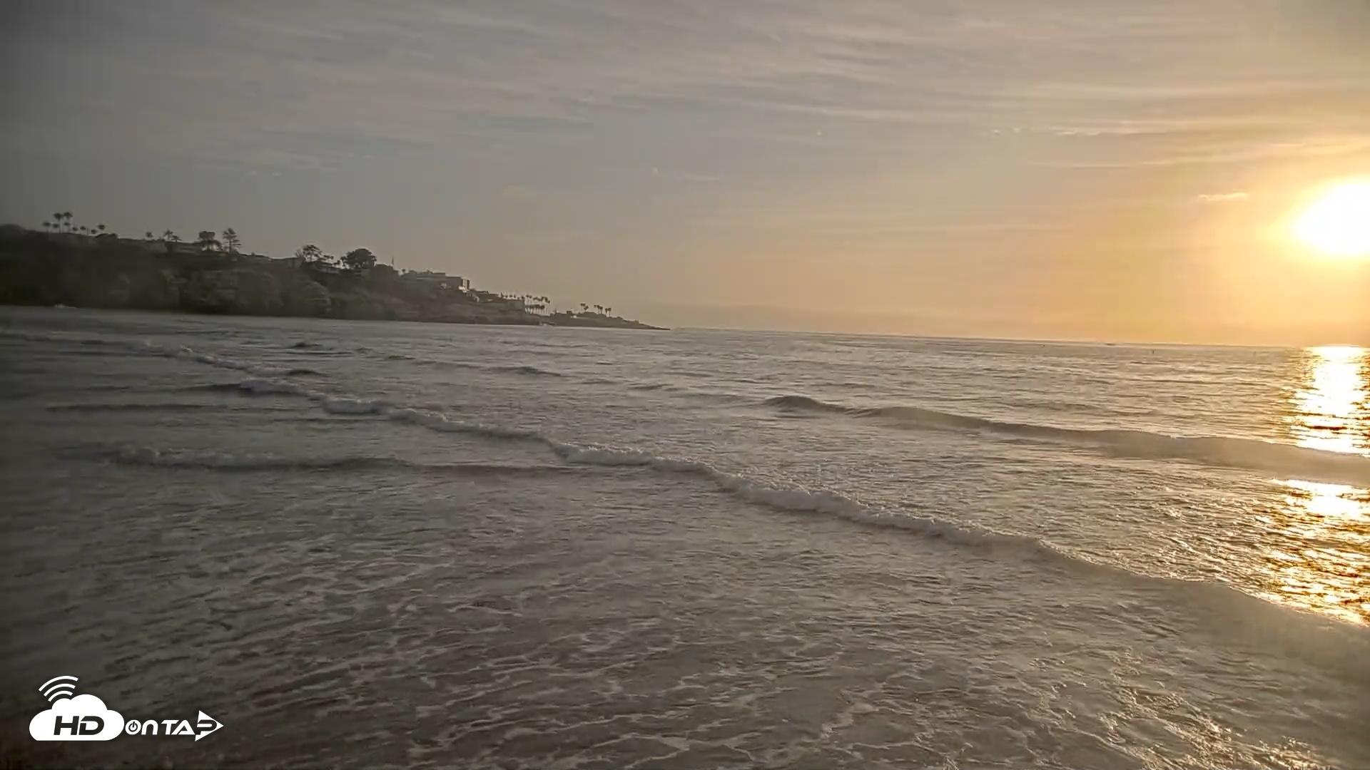 Snapshot of La Jolla Shores Live Surf Cam taken Jun 8, 2026, 7:25pm PDT