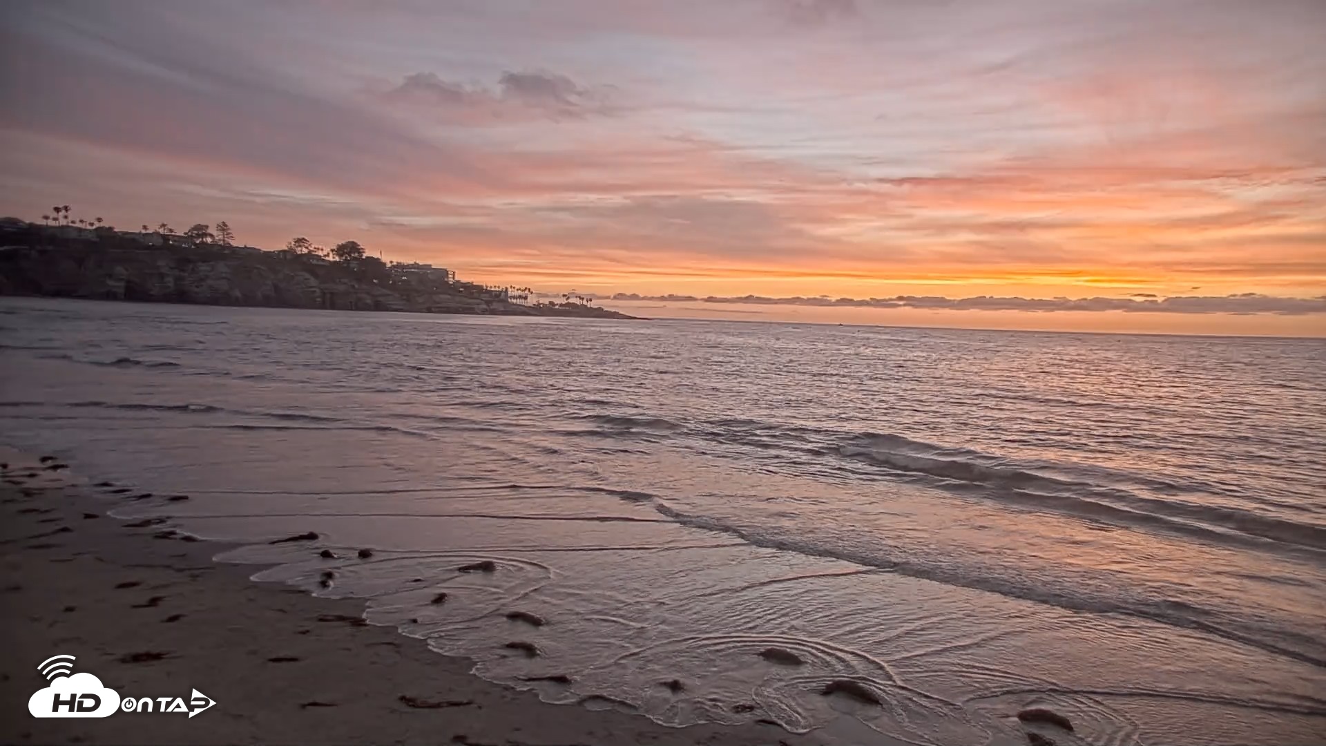 Snapshot of La Jolla Shores Live Surf Cam taken Apr 20, 2026, 7:34pm PDT