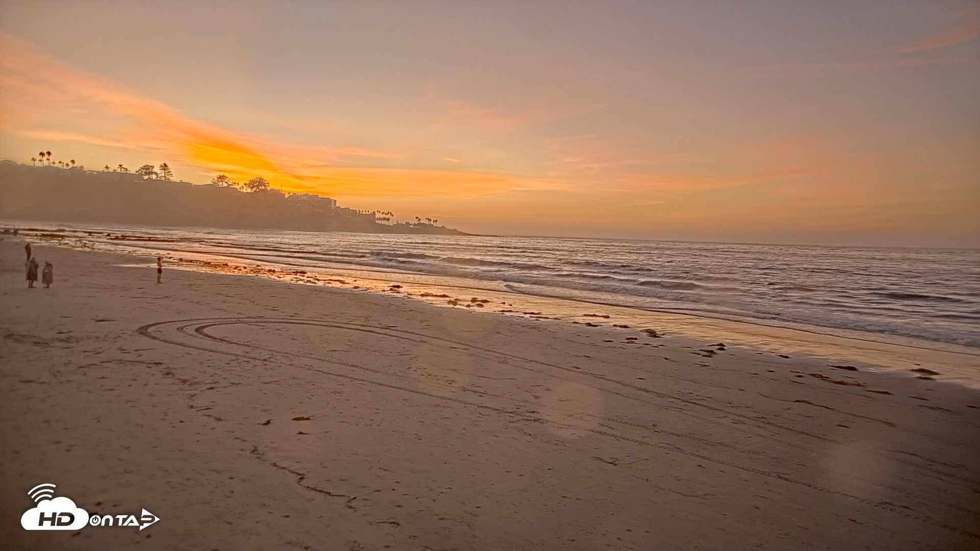 Snapshot of La Jolla Shores Live Surf Cam taken Dec 18, 2025, 5:03pm PST