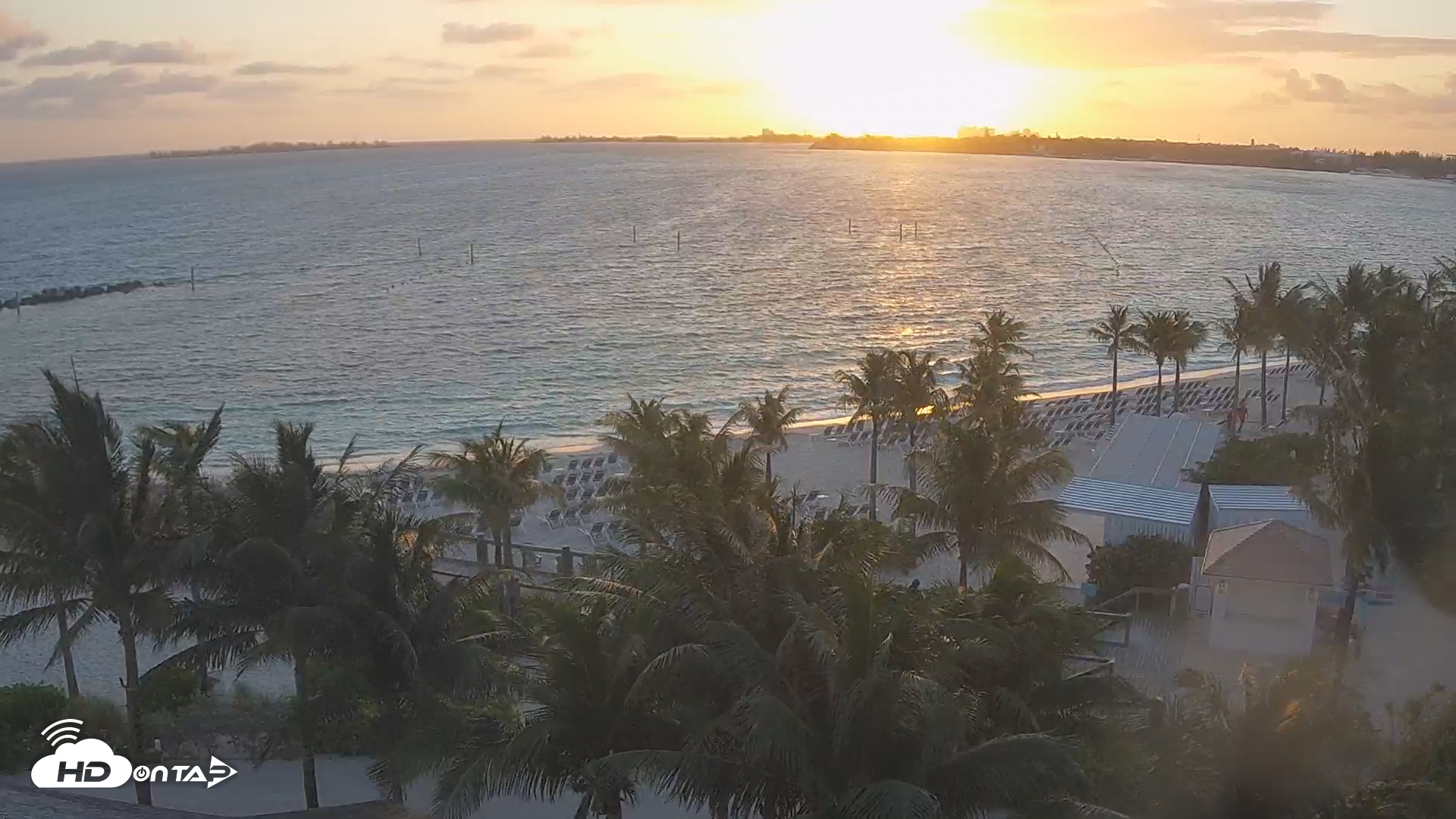 Snapshot of Baha Mar Resort - Nassau Bahamas Live Webcam taken Apr 25, 2025, 6:48am EDT
