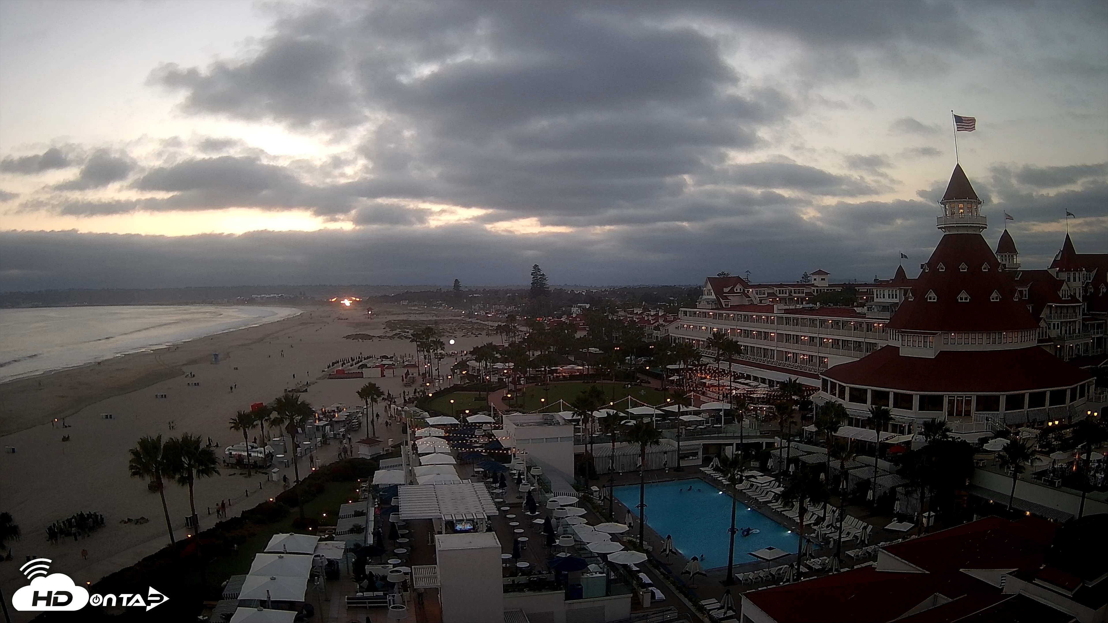 Snapshot of Hotel Del Coronado 4K Fixed Live Cam taken Jun 17, 2026, 8:01pm PDT