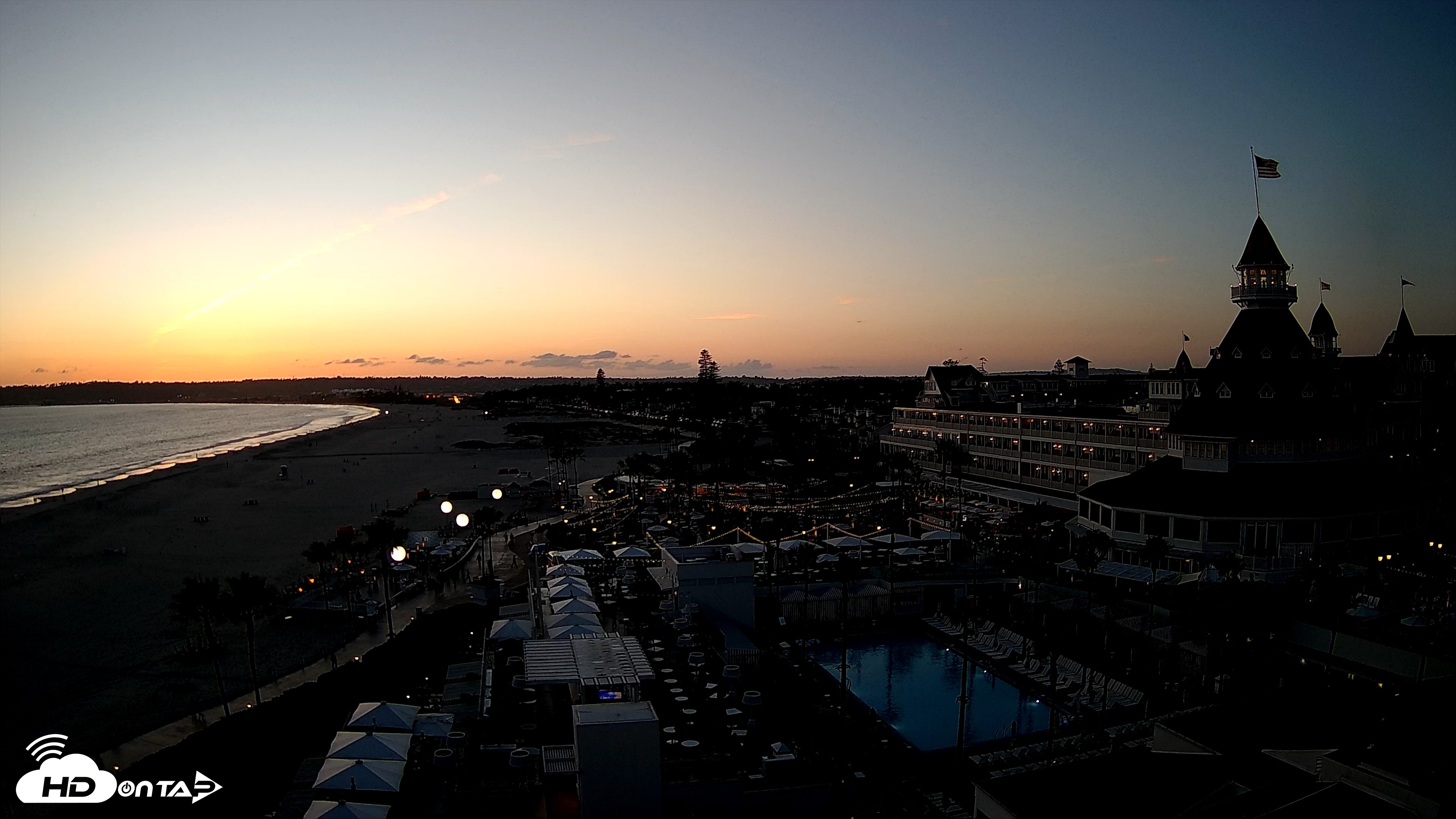 Snapshot of Hotel Del Coronado 4K Fixed Live Cam taken Apr 27, 2026, 7:32pm PDT