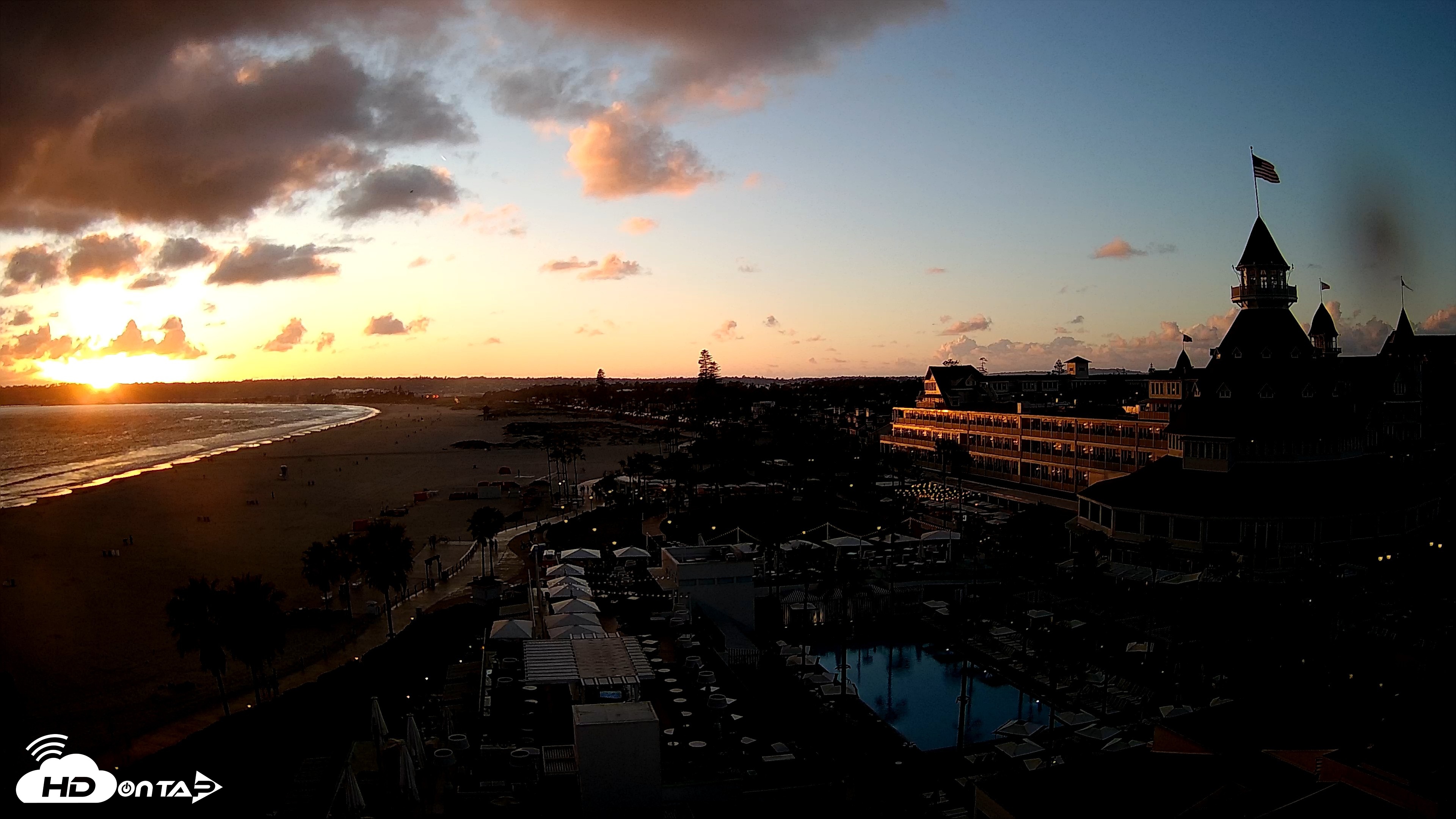 Snapshot of Hotel Del Coronado 4K Fixed Live Cam taken Apr 13, 2026, 7:11pm PDT