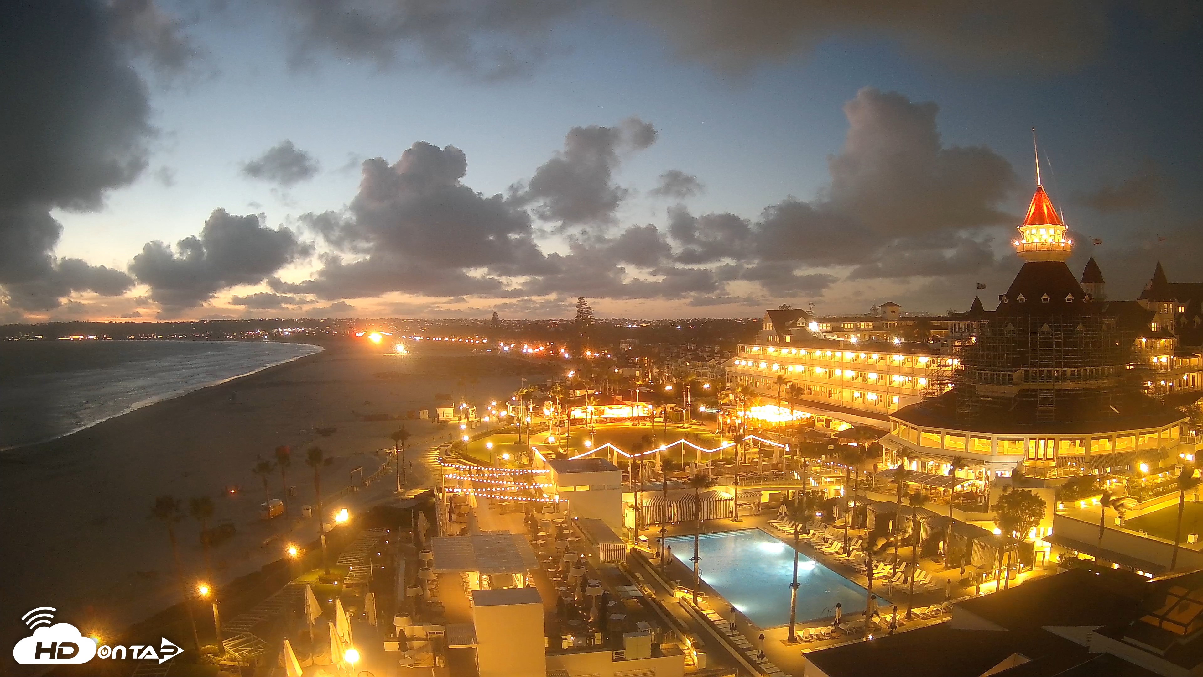 Snapshot of Hotel Del Coronado 4K Fixed Live Cam taken Mar 13, 2025, 7:25pm PDT