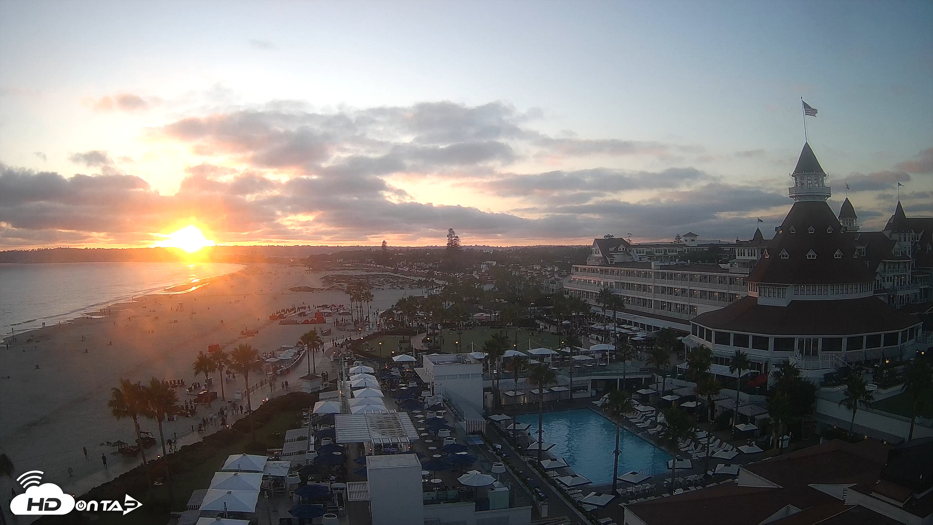 Snapshot of Hotel Del Coronado 4K Fixed Live Cam taken Jul 23, 2025, 7:44pm PDT