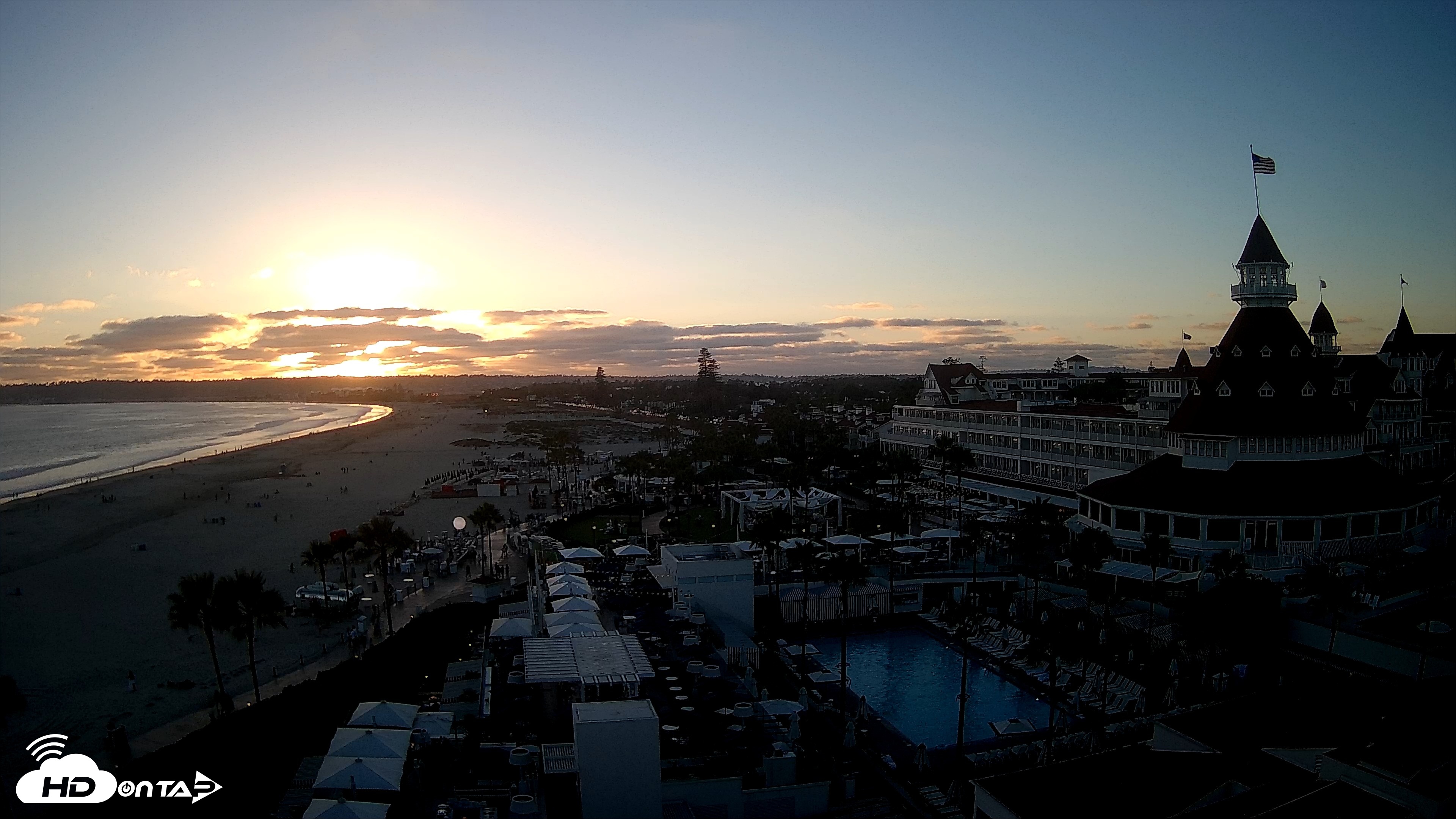 Snapshot of Hotel Del Coronado 4K Fixed Live Cam taken Jun 20, 2026, 7:42pm PDT