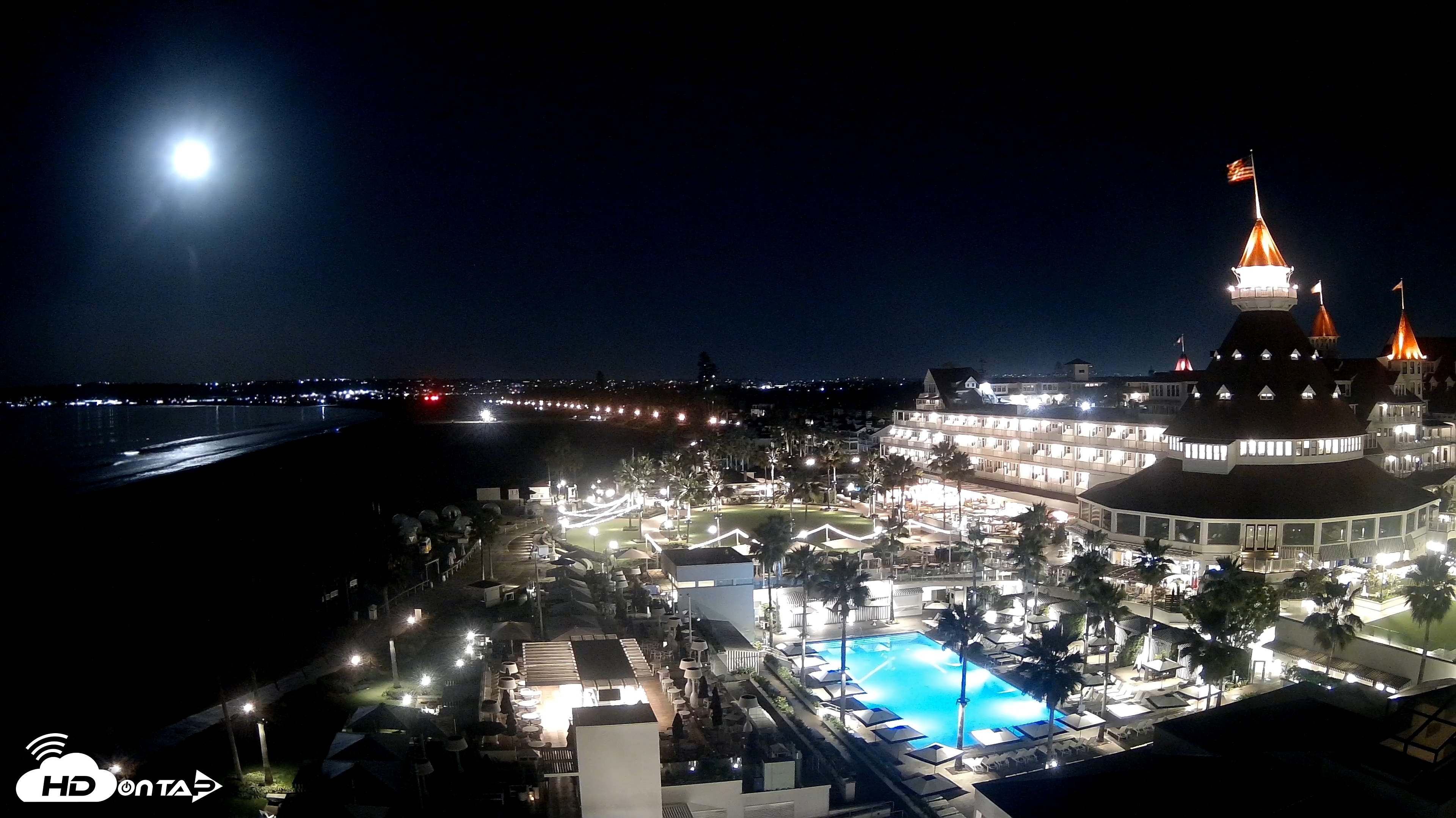 Snapshot of Hotel Del Coronado 4K Fixed Live Cam taken Feb 1, 2026, 5:31am PST