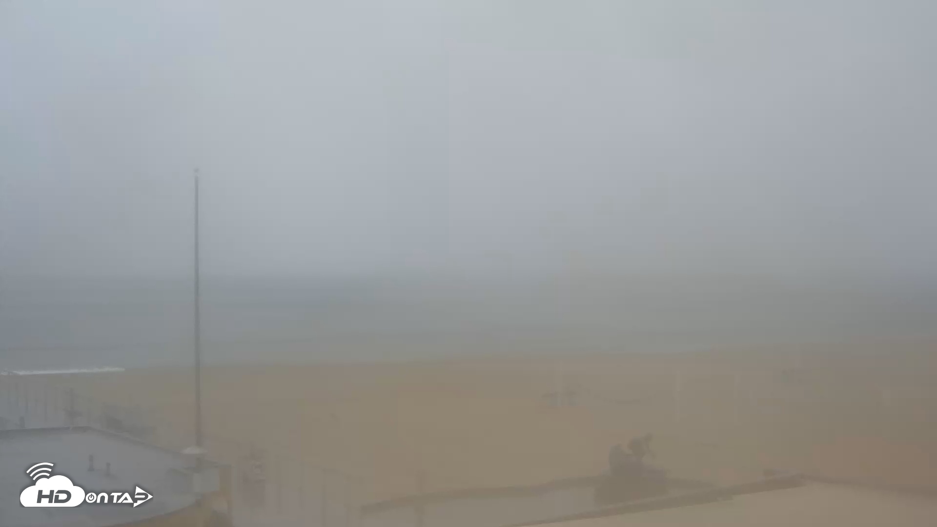 Snapshot of Hermosa Beach Pier North Live Webcam taken Mar 5, 2025, 1:11pm PST