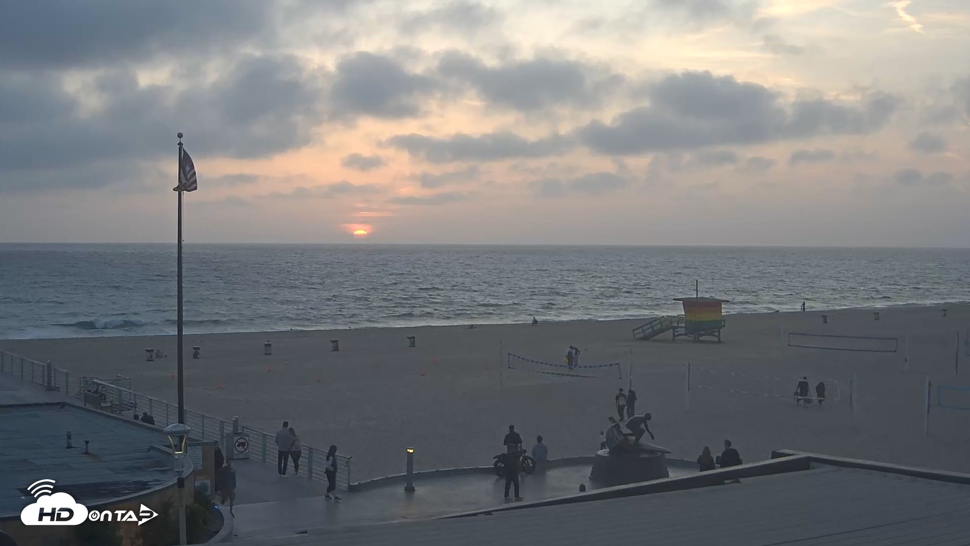 Snapshot of Hermosa Beach Pier North Live Webcam taken May 1, 2026, 7:35pm PDT