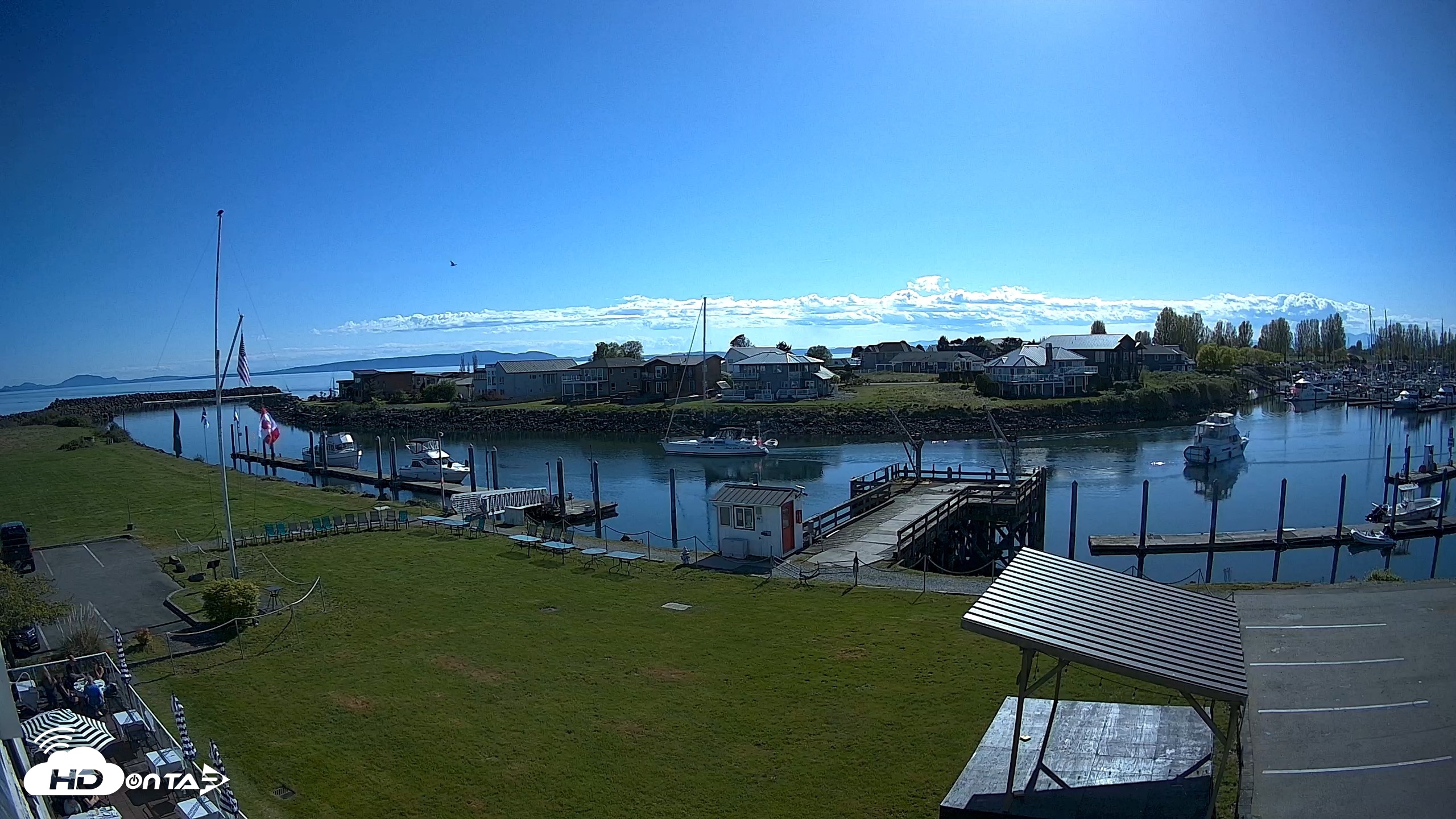 Snapshot of Point Roberts Marina SW Live Webcam taken Apr 26, 2026, 4:20pm PDT