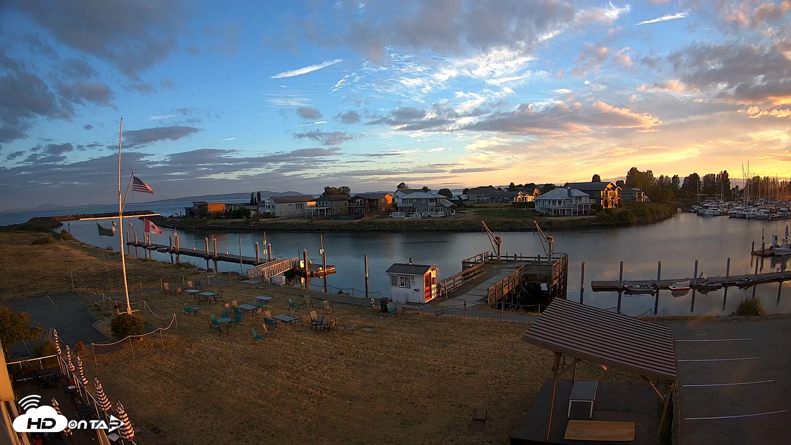 Snapshot of Point Roberts Marina SW Live Webcam taken Jul 28, 2026, 8:41pm PDT
