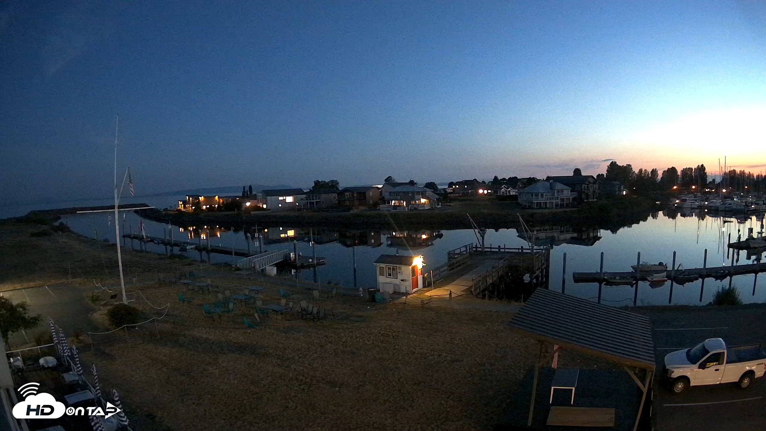 Snapshot of Point Roberts Marina SW Live Webcam taken Aug 7, 2026, 9:28pm PDT