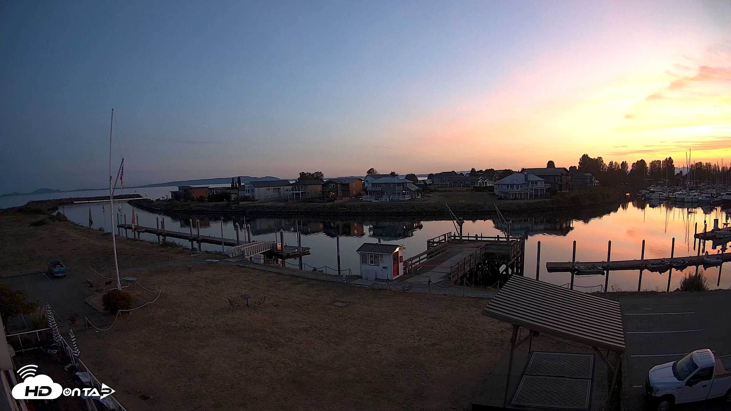 Snapshot of Point Roberts Marina SW Live Webcam taken Sep 8, 2026, 7:53pm PDT