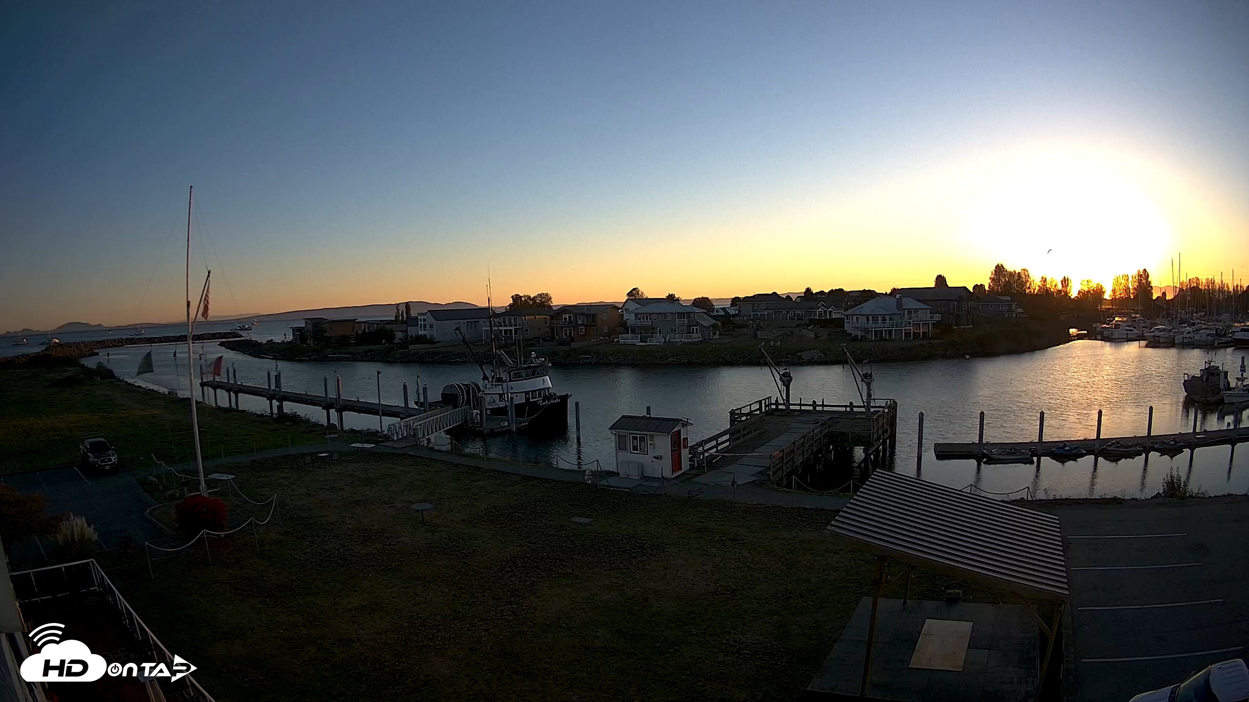 Snapshot of Point Roberts Marina SW Live Webcam taken Oct 11, 2026, 6:17pm PDT