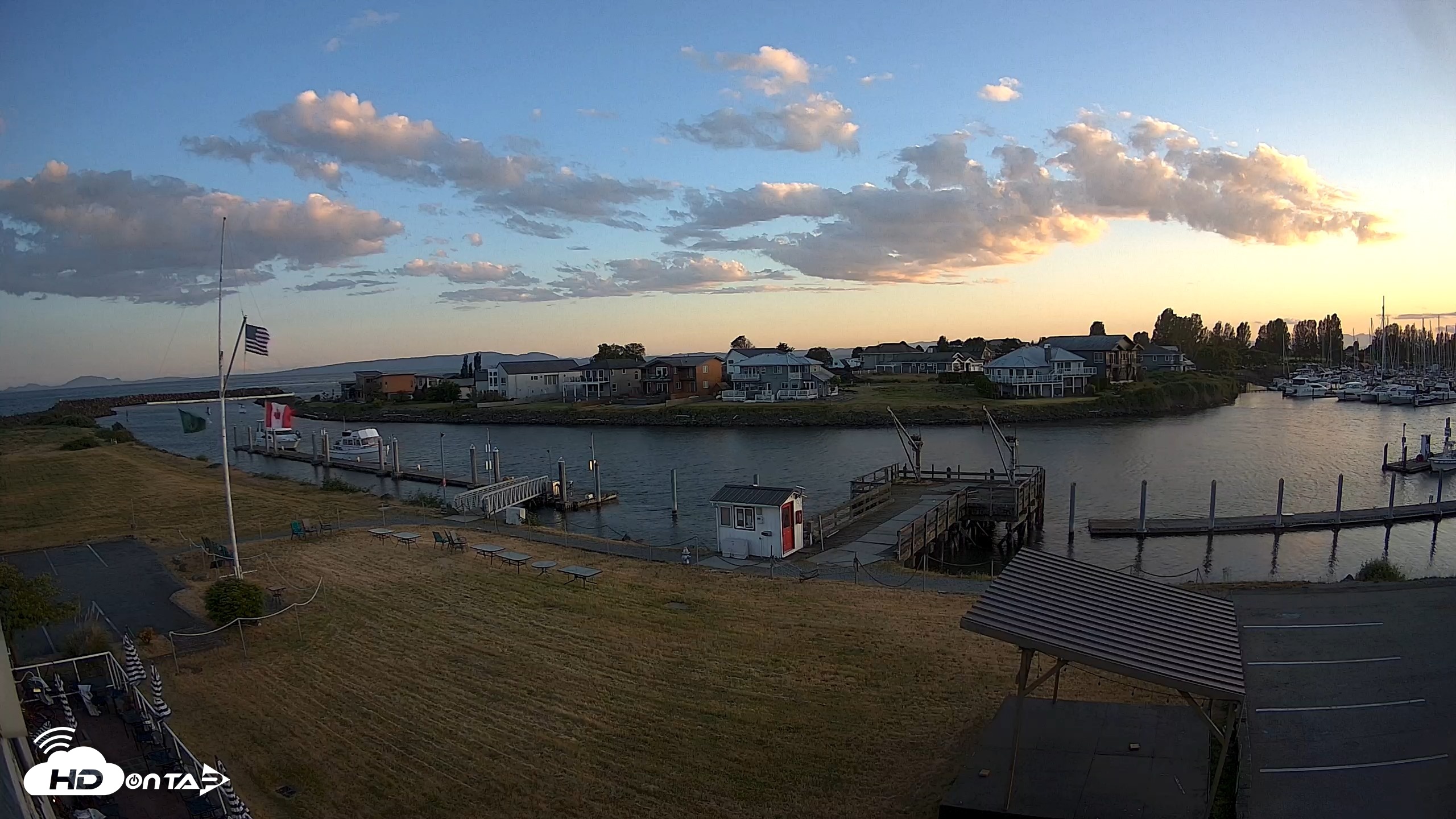 Snapshot of Point Roberts Marina SW Live Webcam taken May 29, 2026, 8:45pm PDT