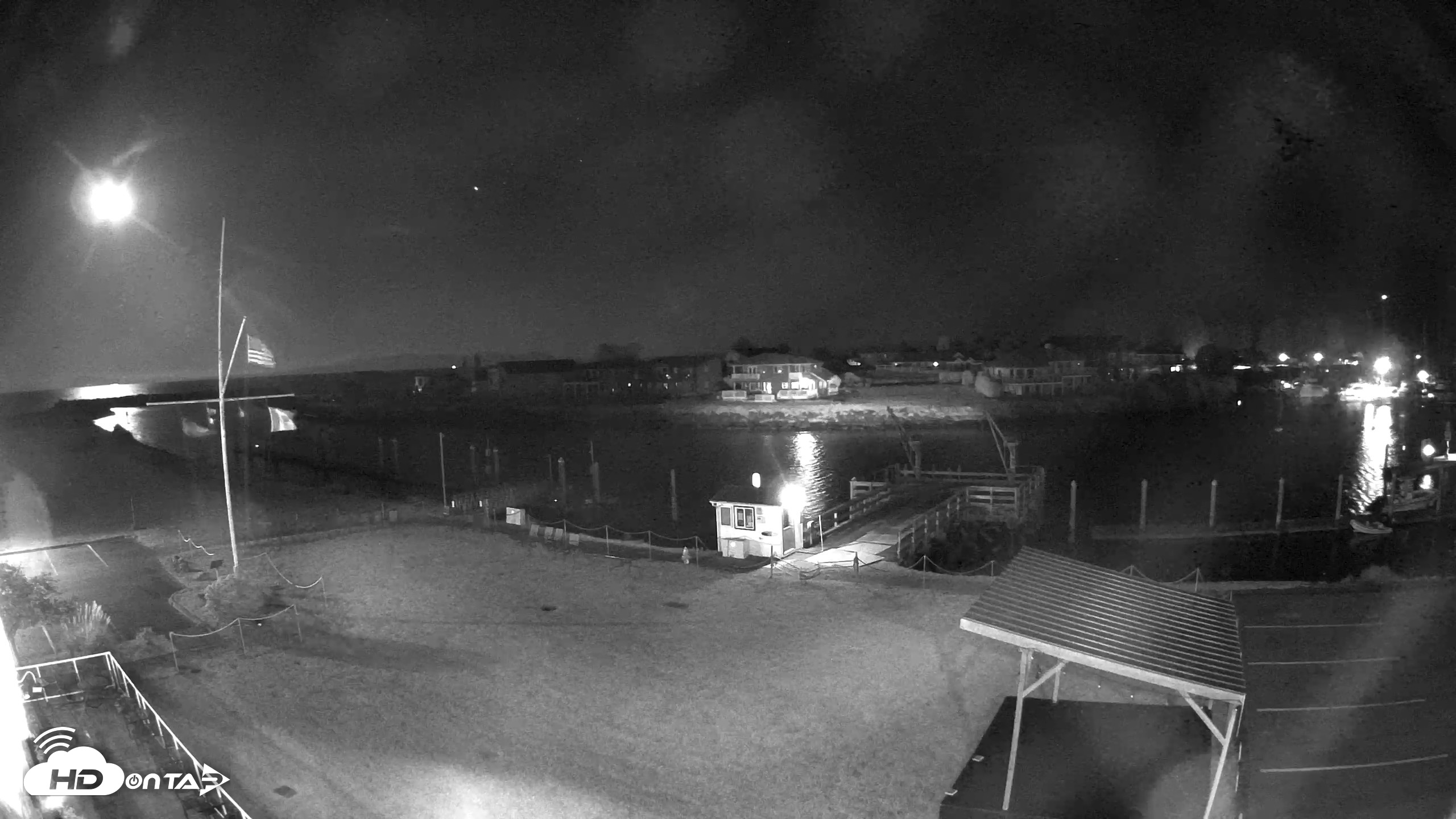 Snapshot of Point Roberts Marina SW Live Webcam taken May 6, 2026, 4:09am PDT