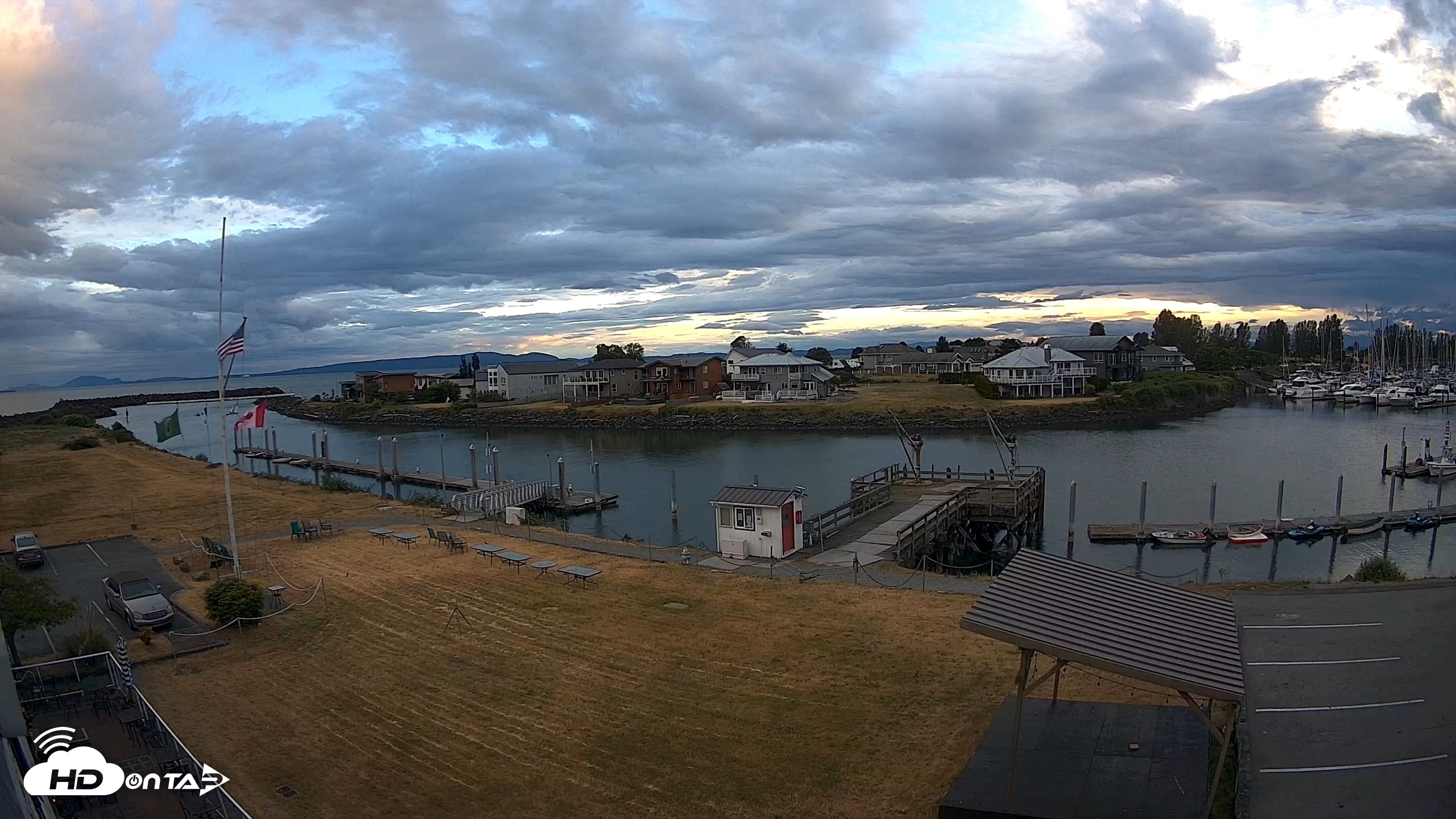 Snapshot of Point Roberts Marina SW Live Webcam taken Jun 5, 2026, 8:34pm PDT