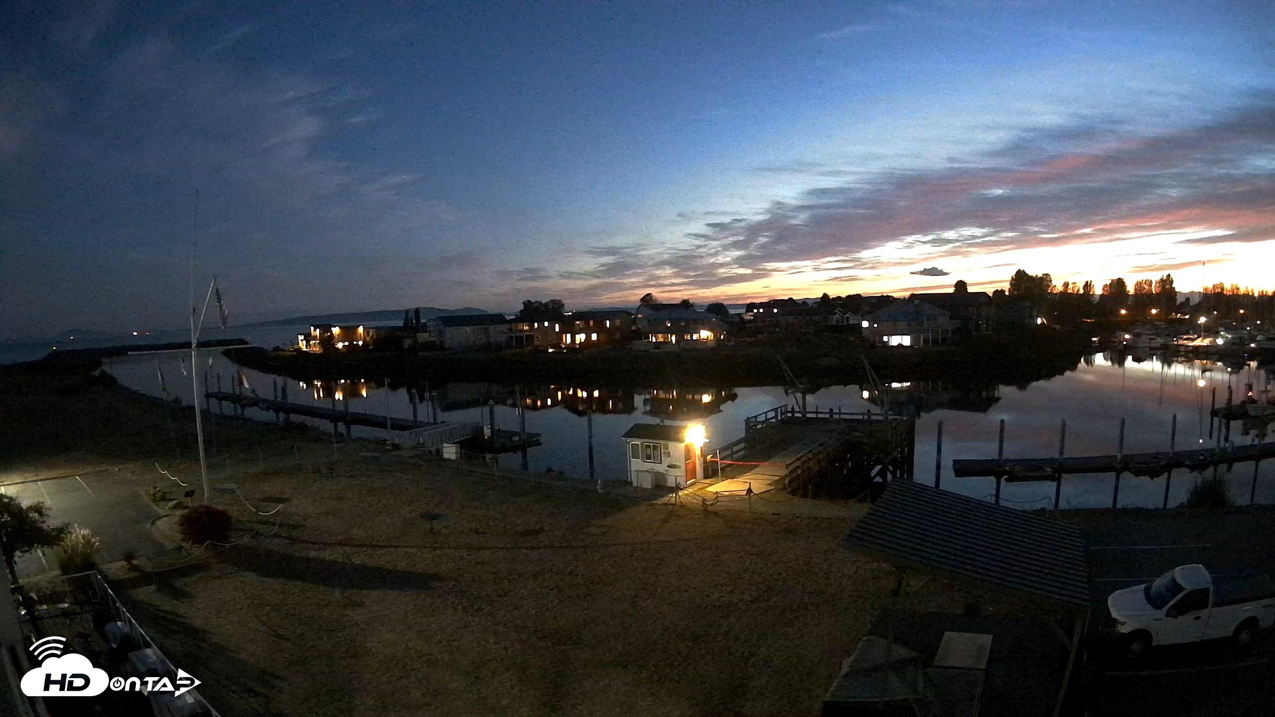 Snapshot of Point Roberts Marina SW Live Webcam taken Sep 21, 2026, 7:59pm PDT