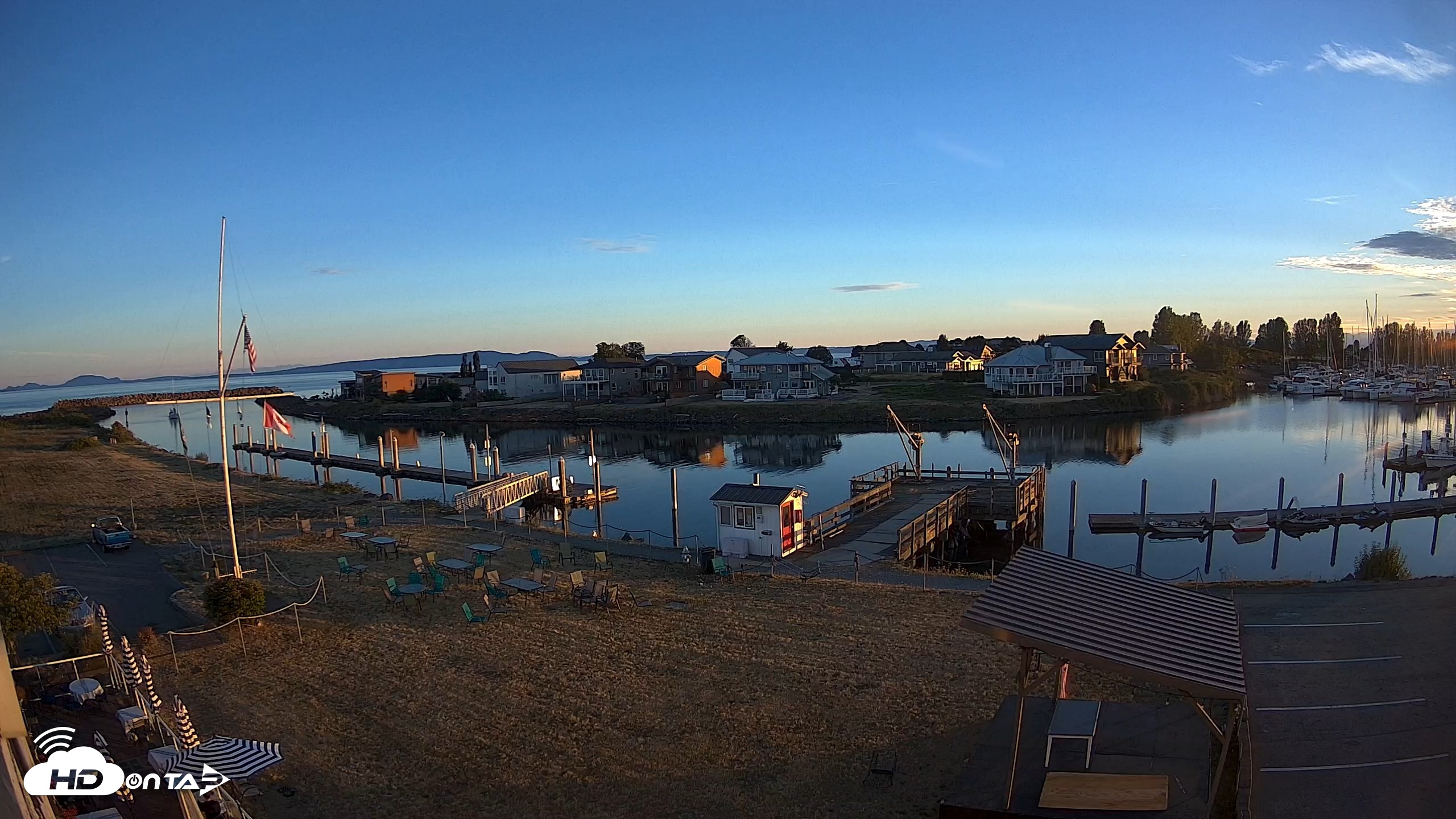 Snapshot of Point Roberts Marina SW Live Webcam taken Jul 30, 2026, 8:32pm PDT