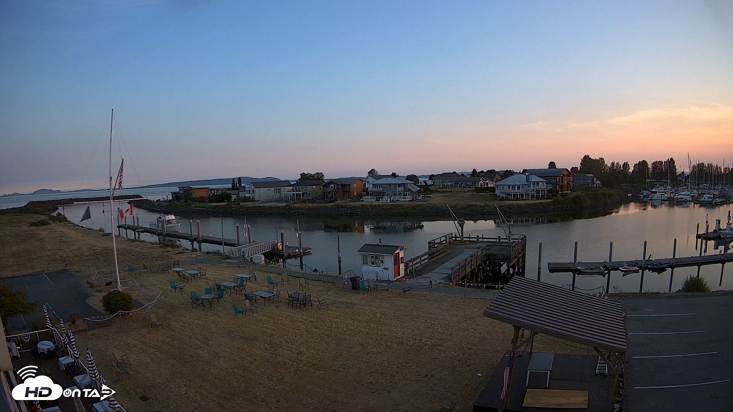 Snapshot of Point Roberts Marina SW Live Webcam taken Jul 5, 2026, 8:46pm PDT