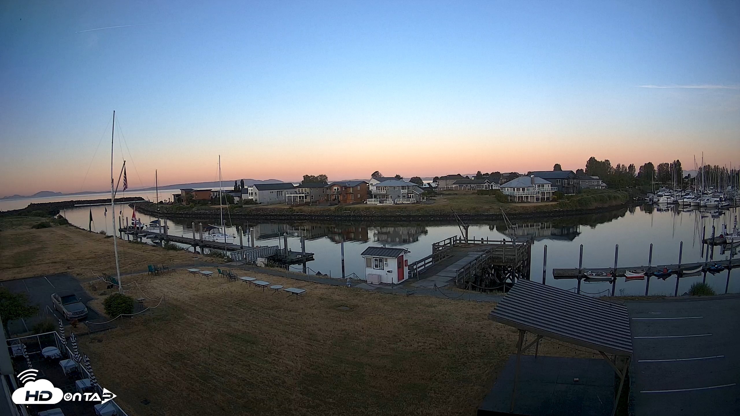 Snapshot of Point Roberts Marina SW Live Webcam taken Jun 13, 2026, 5:19am PDT