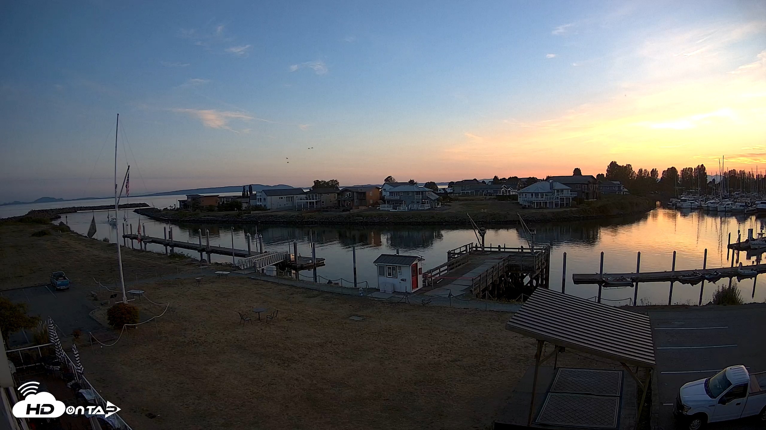 Snapshot of Point Roberts Marina SW Live Webcam taken Sep 8, 2026, 7:38pm PDT