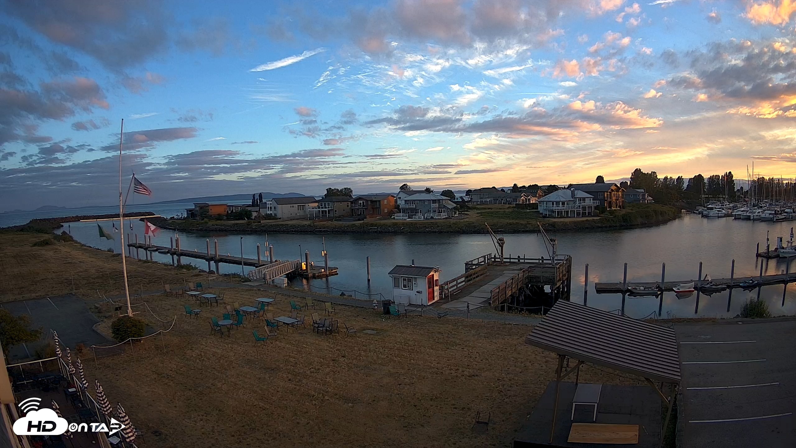 Snapshot of Point Roberts Marina SW Live Webcam taken Jul 28, 2026, 8:43pm PDT
