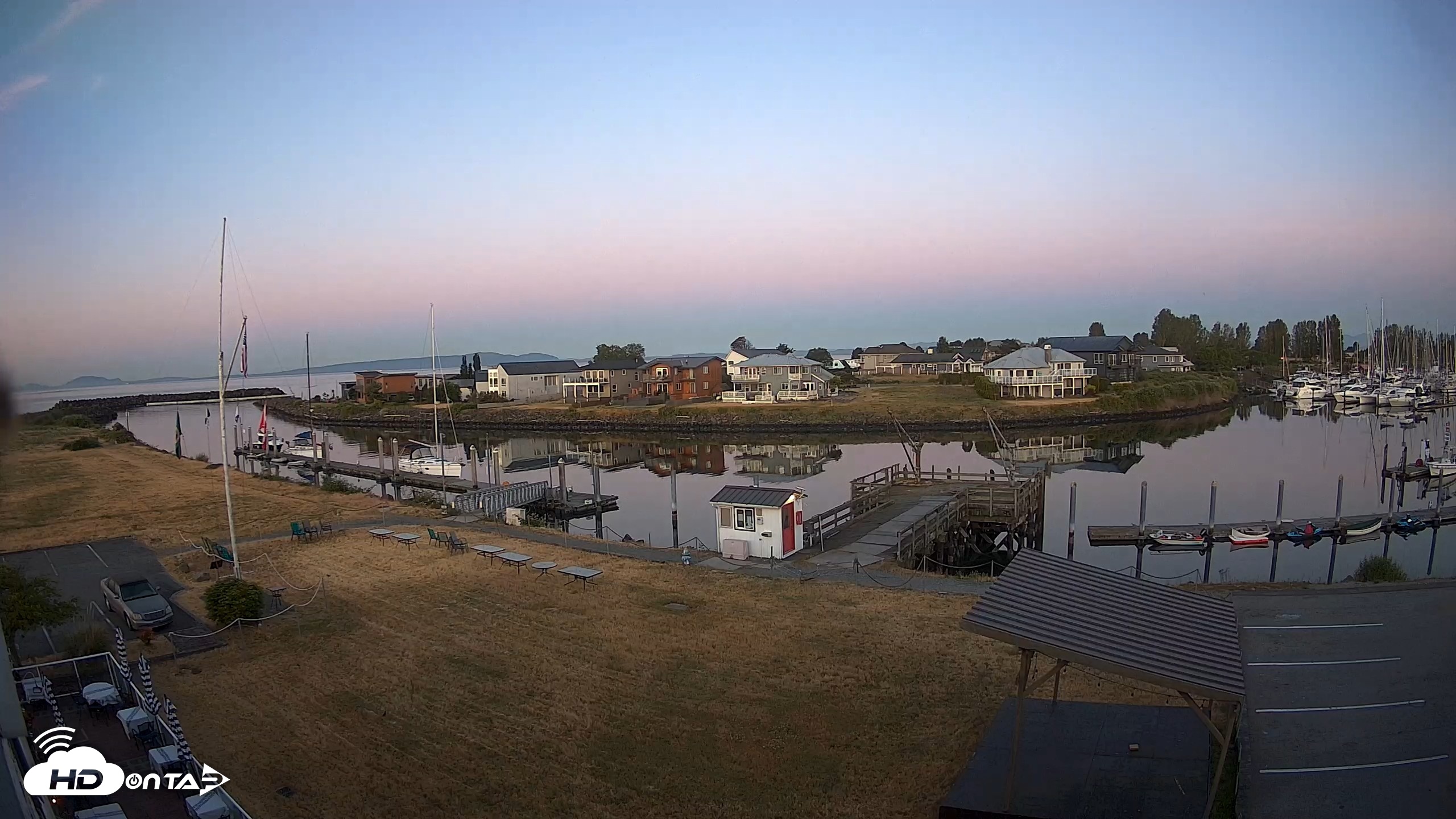 Snapshot of Point Roberts Marina SW Live Webcam taken Jun 13, 2026, 4:59am PDT