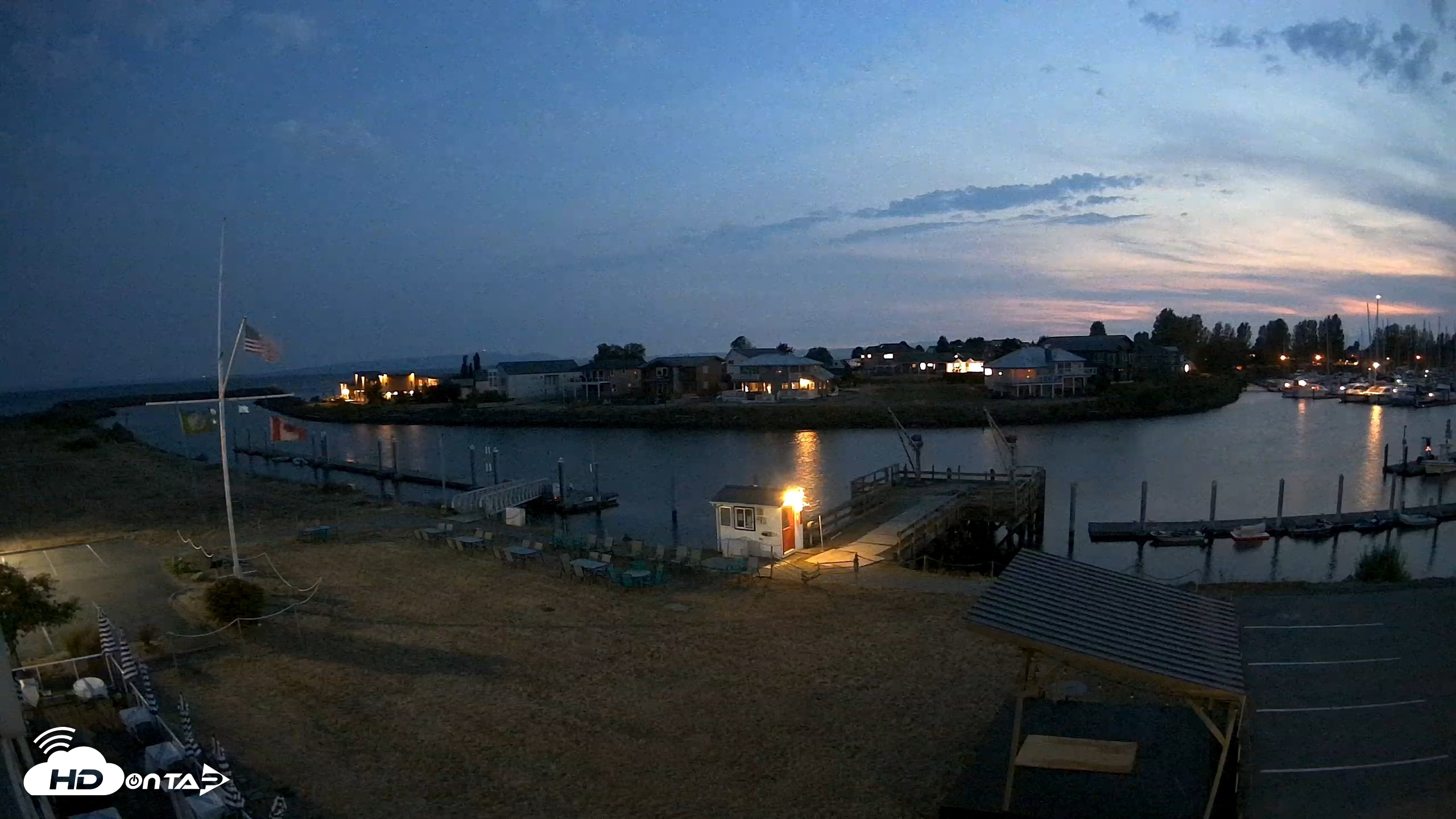 Snapshot of Point Roberts Marina SW Live Webcam taken Aug 25, 2026, 8:50pm PDT