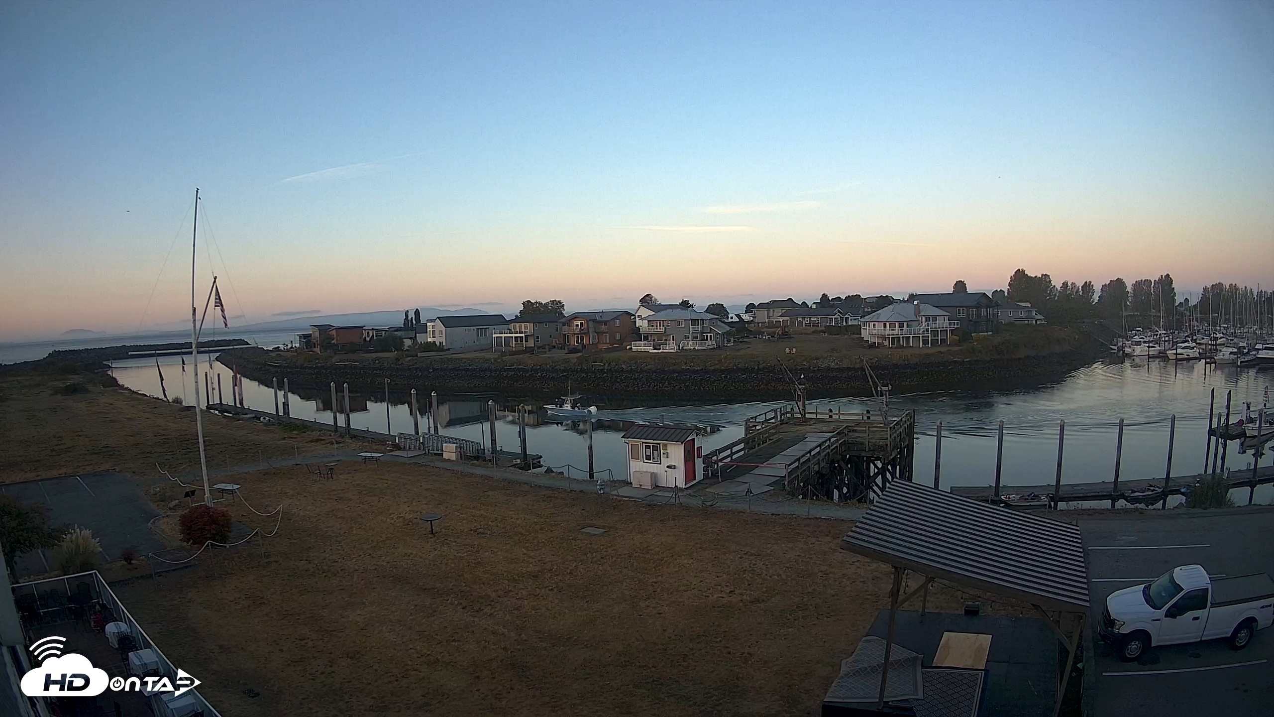 Snapshot of Point Roberts Marina SW Live Webcam taken Sep 20, 2026, 7:07am PDT