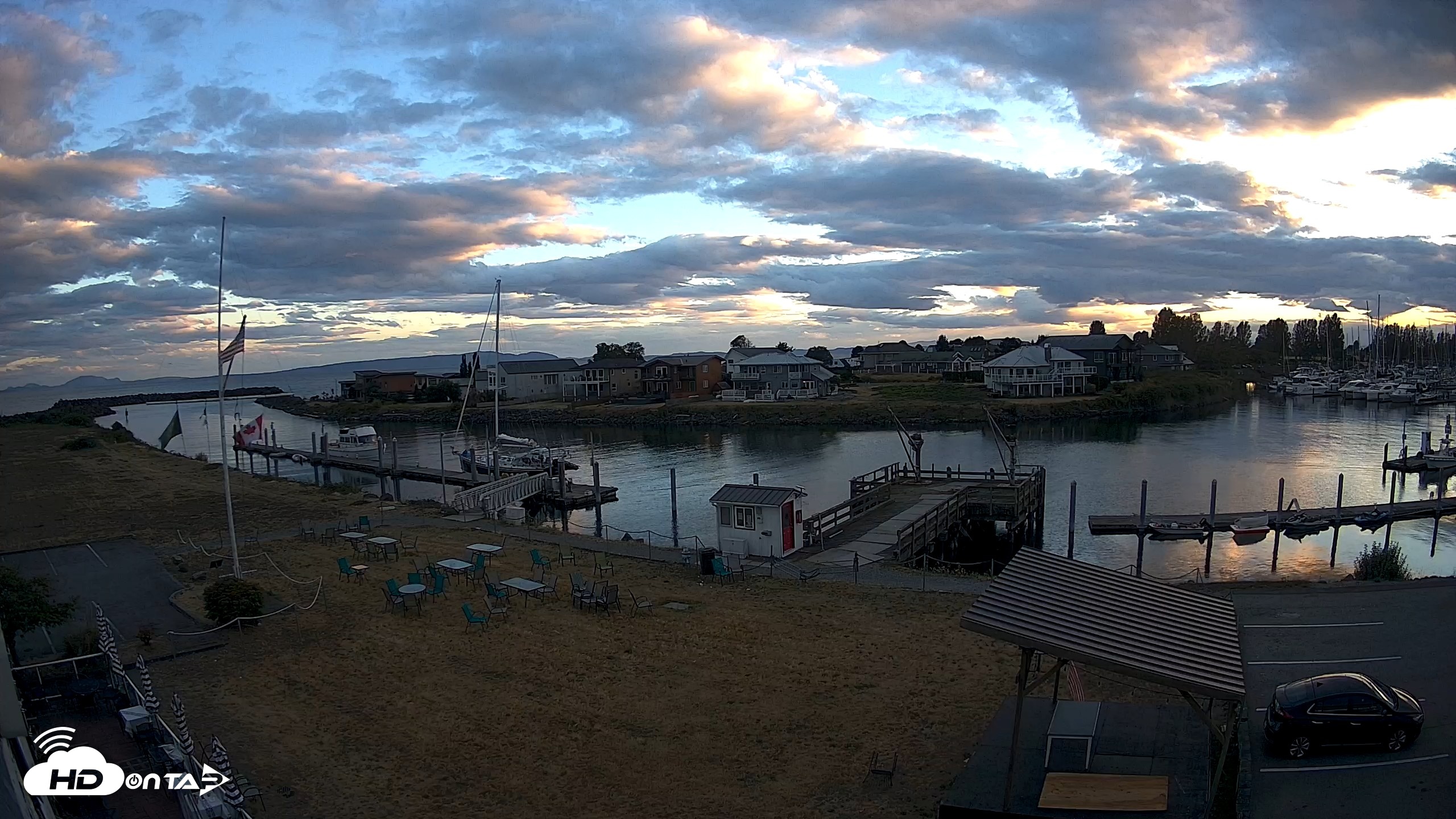 Snapshot of Point Roberts Marina SW Live Webcam taken Aug 1, 2026, 8:28pm PDT