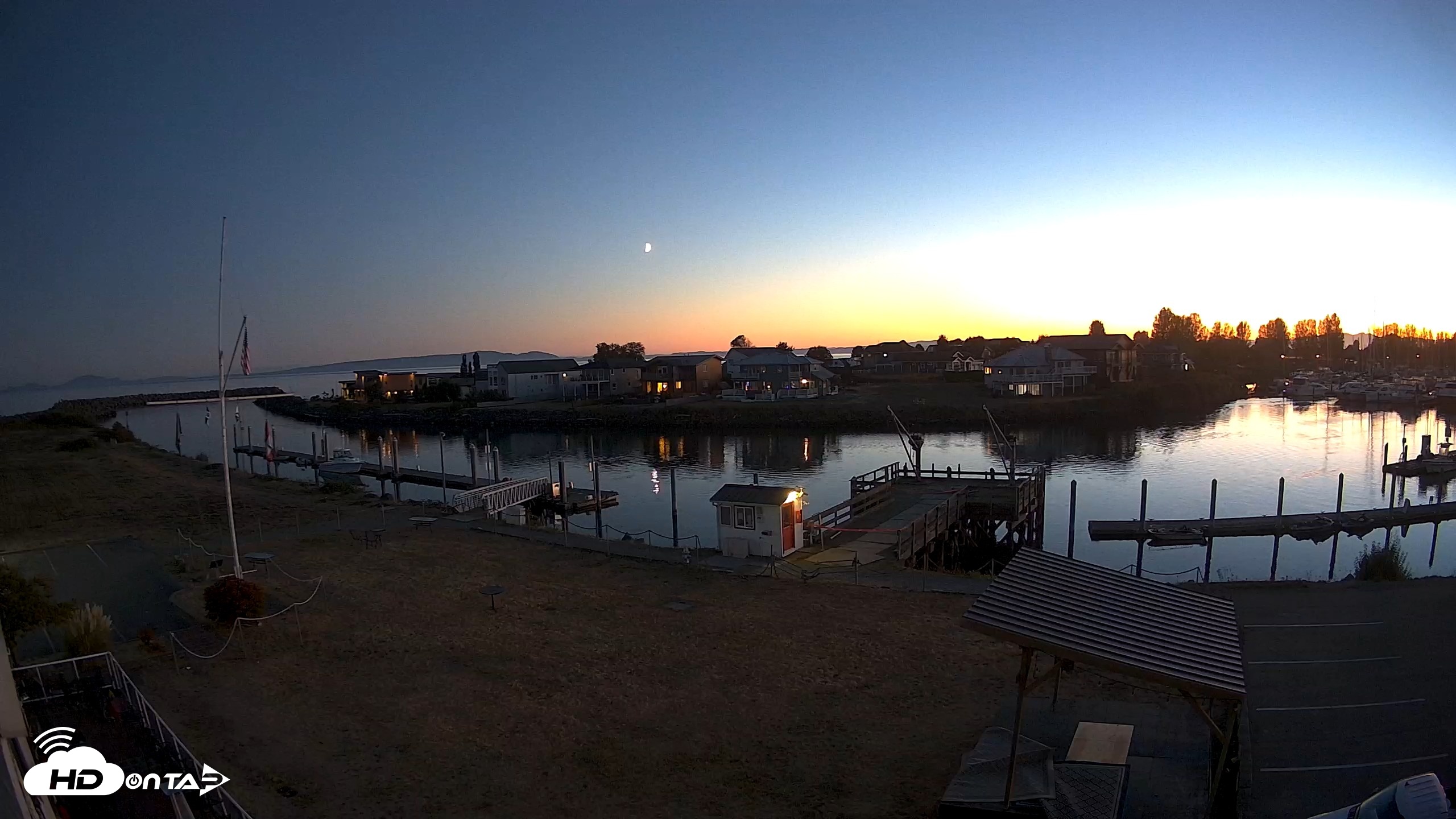 Snapshot of Point Roberts Marina SW Live Webcam taken Sep 16, 2026, 7:56pm PDT