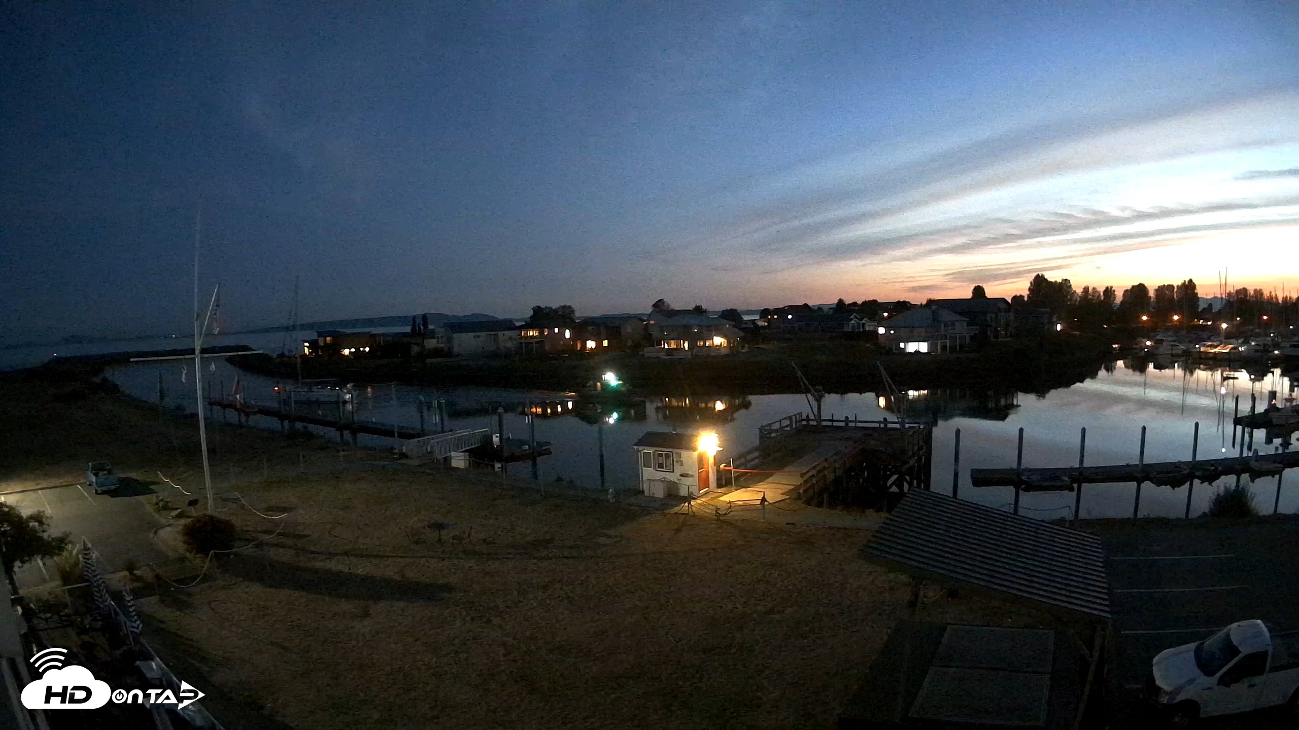 Snapshot of Point Roberts Marina SW Live Webcam taken Sep 8, 2026, 8:27pm PDT