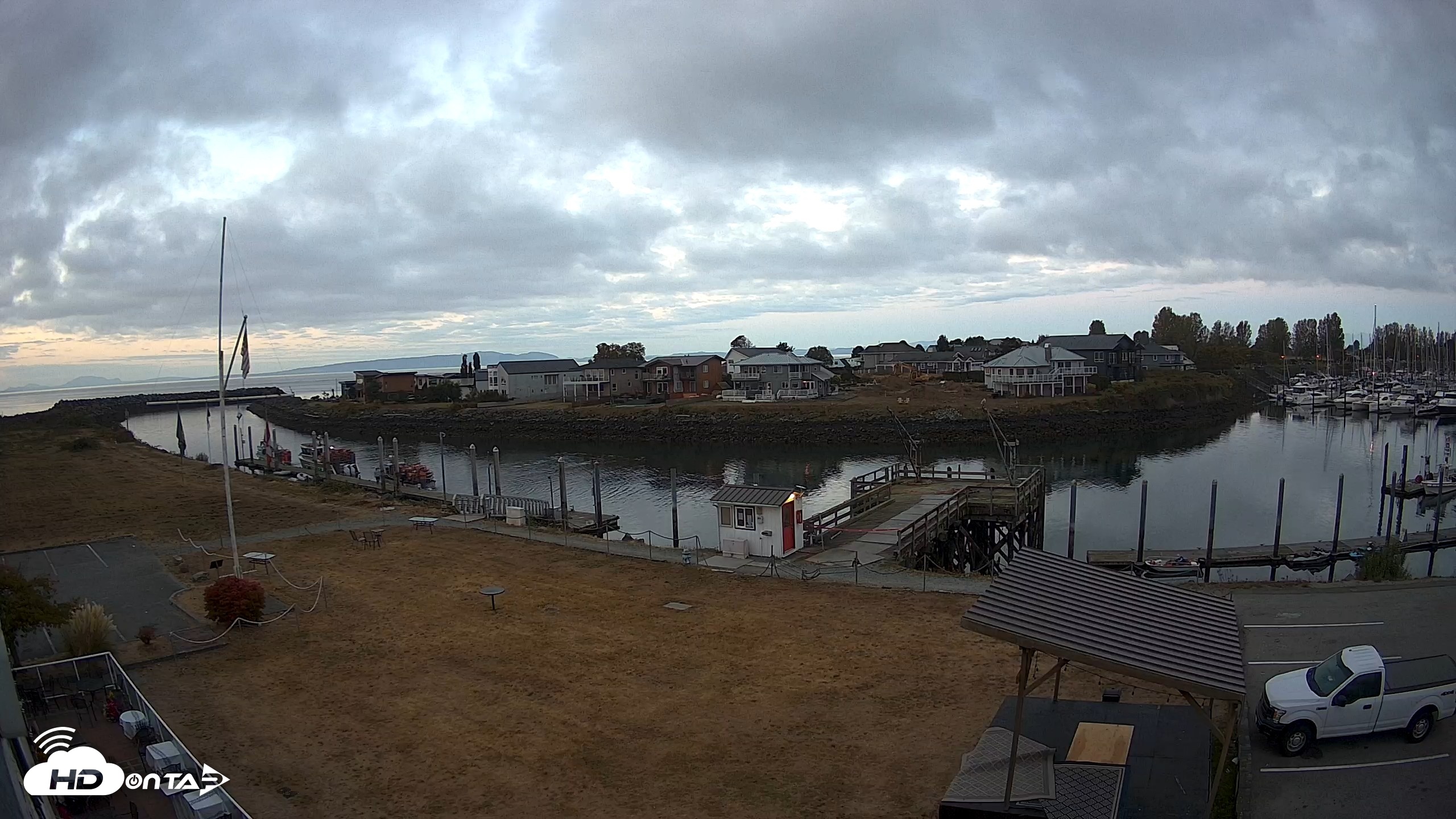 Snapshot of Point Roberts Marina SW Live Webcam taken Sep 22, 2026, 6:56am PDT