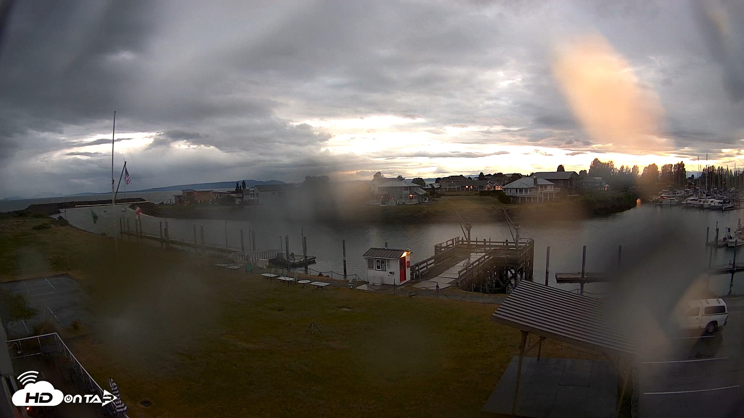 Snapshot of Point Roberts Marina SW Live Webcam taken May 14, 2026, 8:56pm PDT