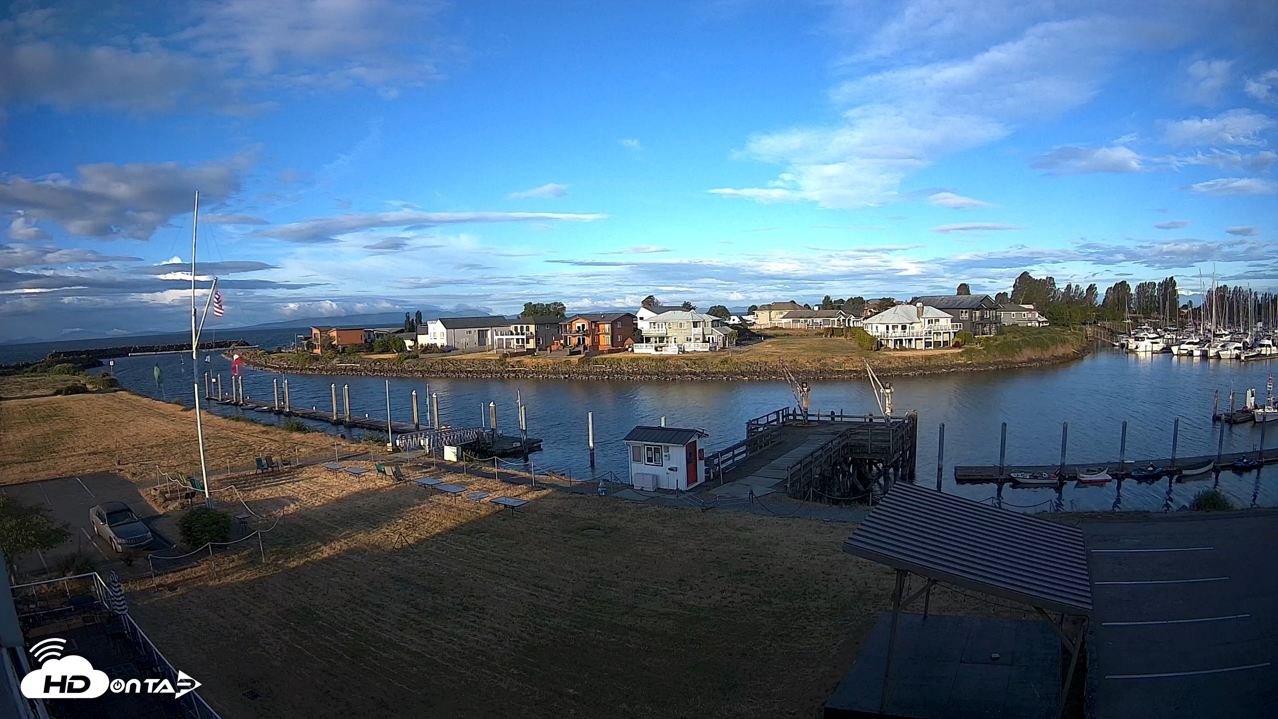 Snapshot of Point Roberts Marina SW Live Webcam taken Jun 6, 2026, 6:13am PDT