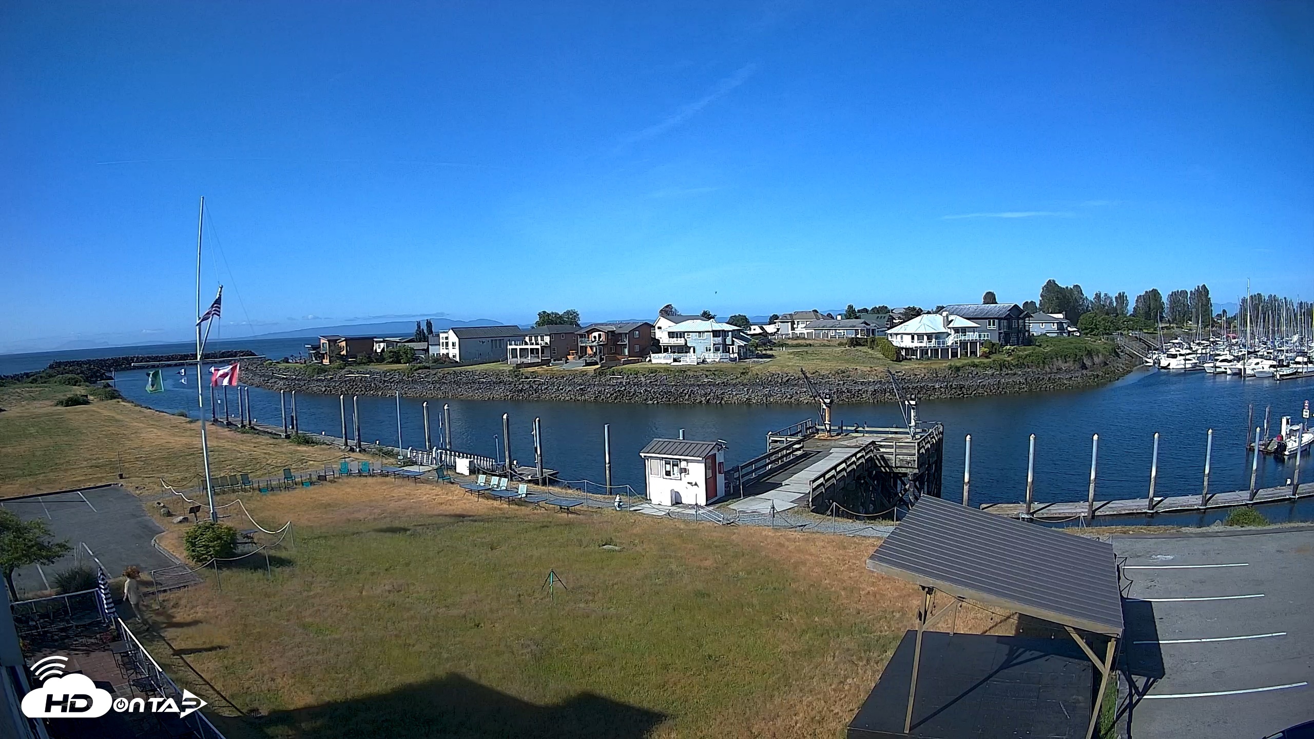 Snapshot of Point Roberts Marina SW Live Webcam taken May 27, 2026, 8:58am PDT