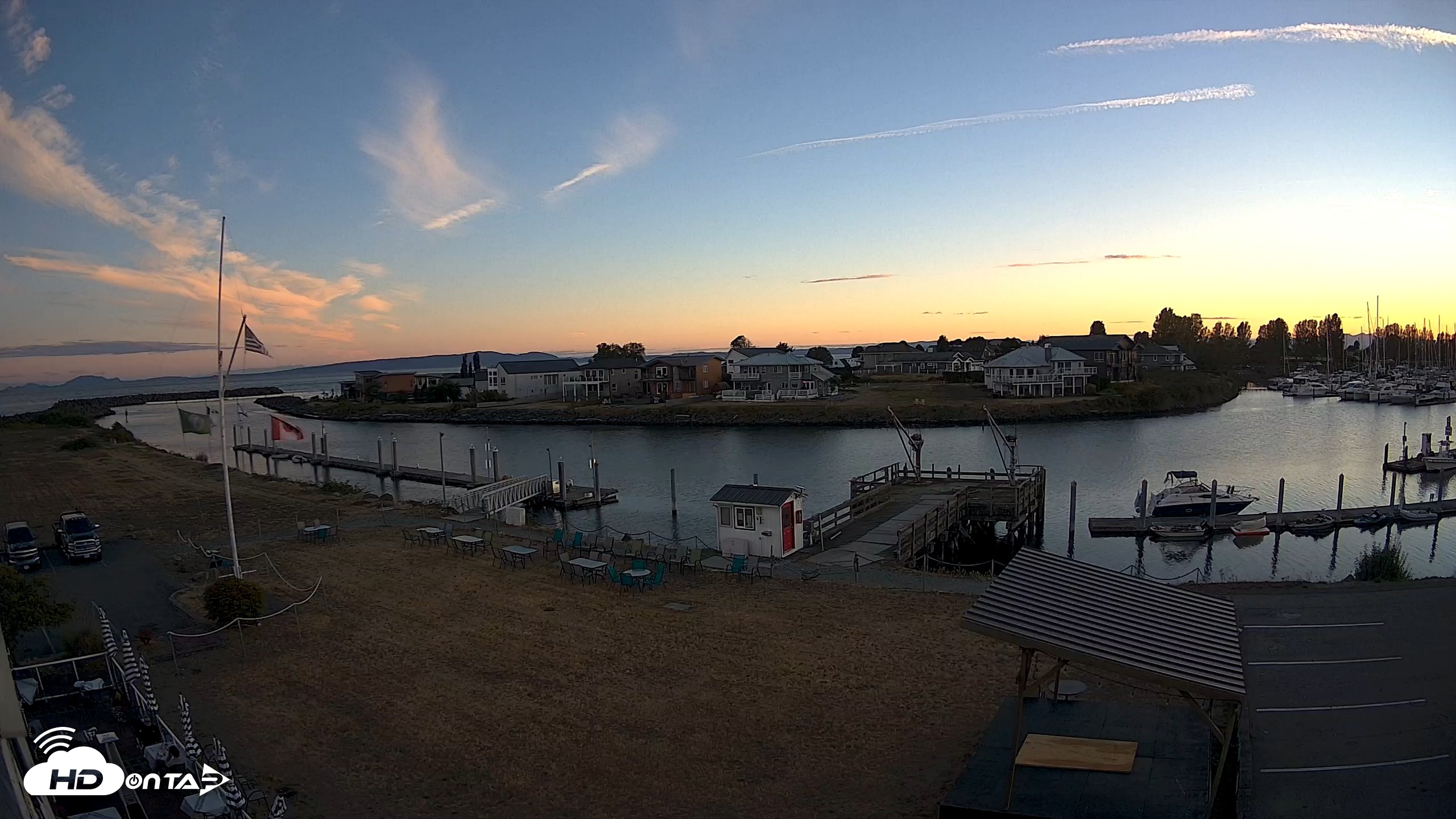 Snapshot of Point Roberts Marina SW Live Webcam taken Aug 26, 2026, 8:02pm PDT