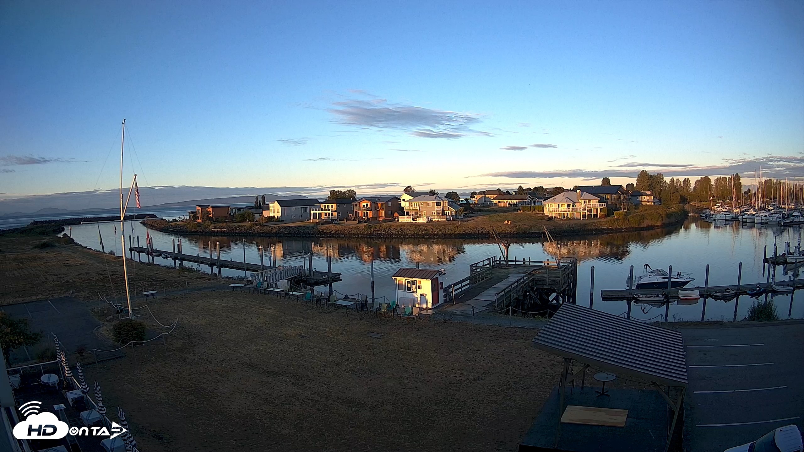 Snapshot of Point Roberts Marina SW Live Webcam taken Aug 28, 2026, 6:43am PDT