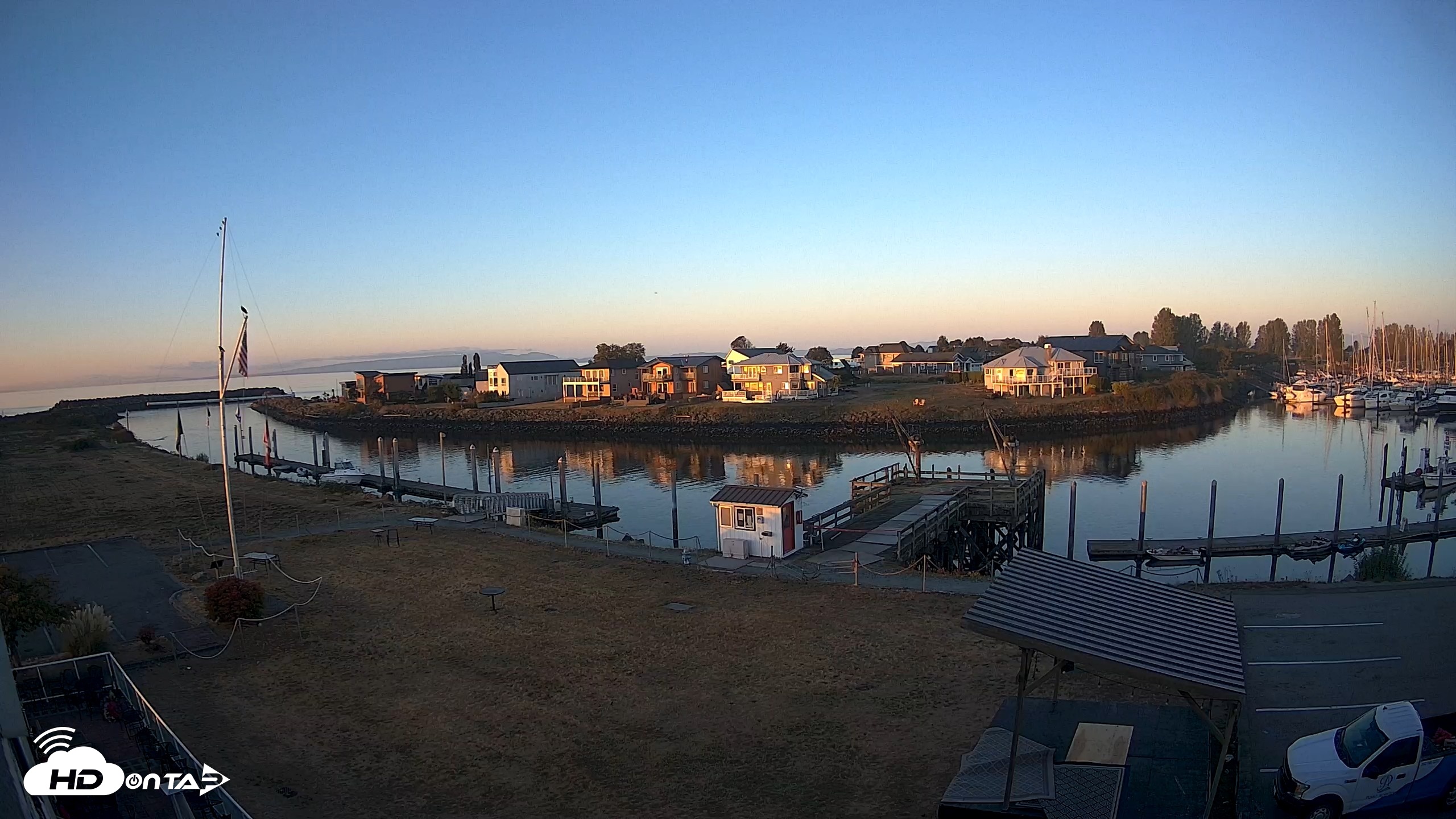 Snapshot of Point Roberts Marina SW Live Webcam taken Sep 16, 2026, 7:08am PDT