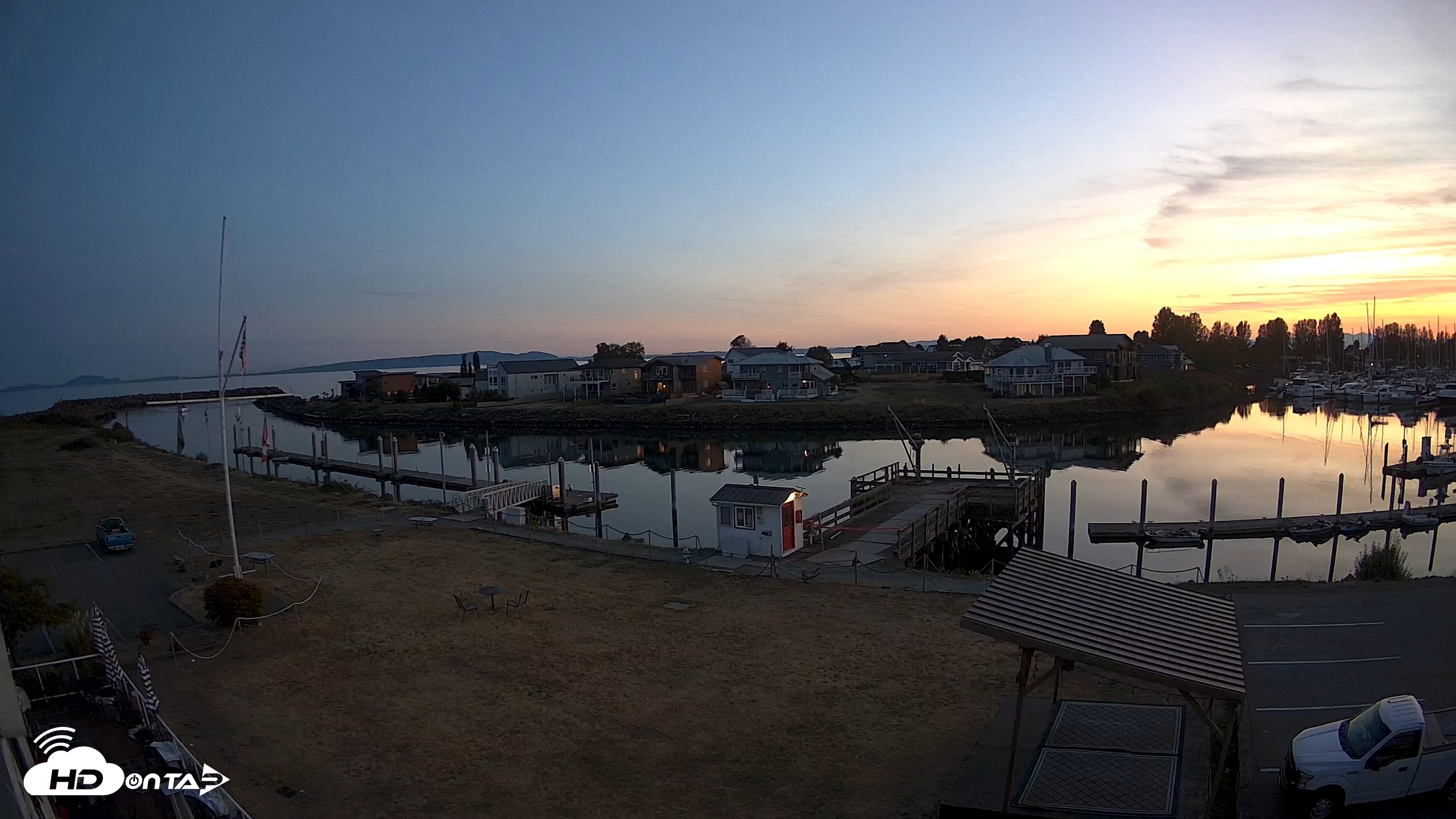 Snapshot of Point Roberts Marina SW Live Webcam taken Sep 8, 2026, 7:57pm PDT