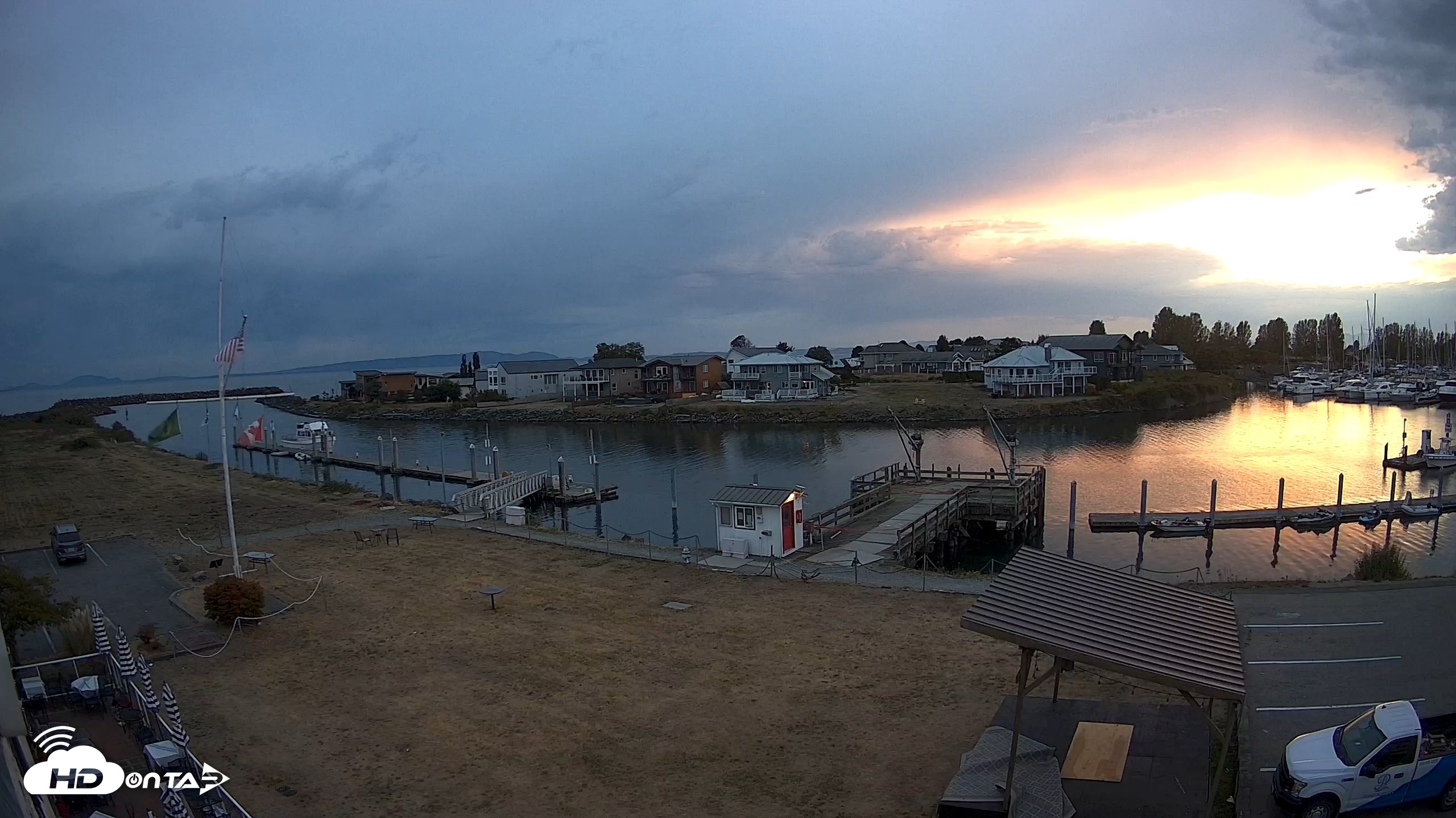 Snapshot of Point Roberts Marina SW Live Webcam taken Sep 12, 2026, 7:29pm PDT