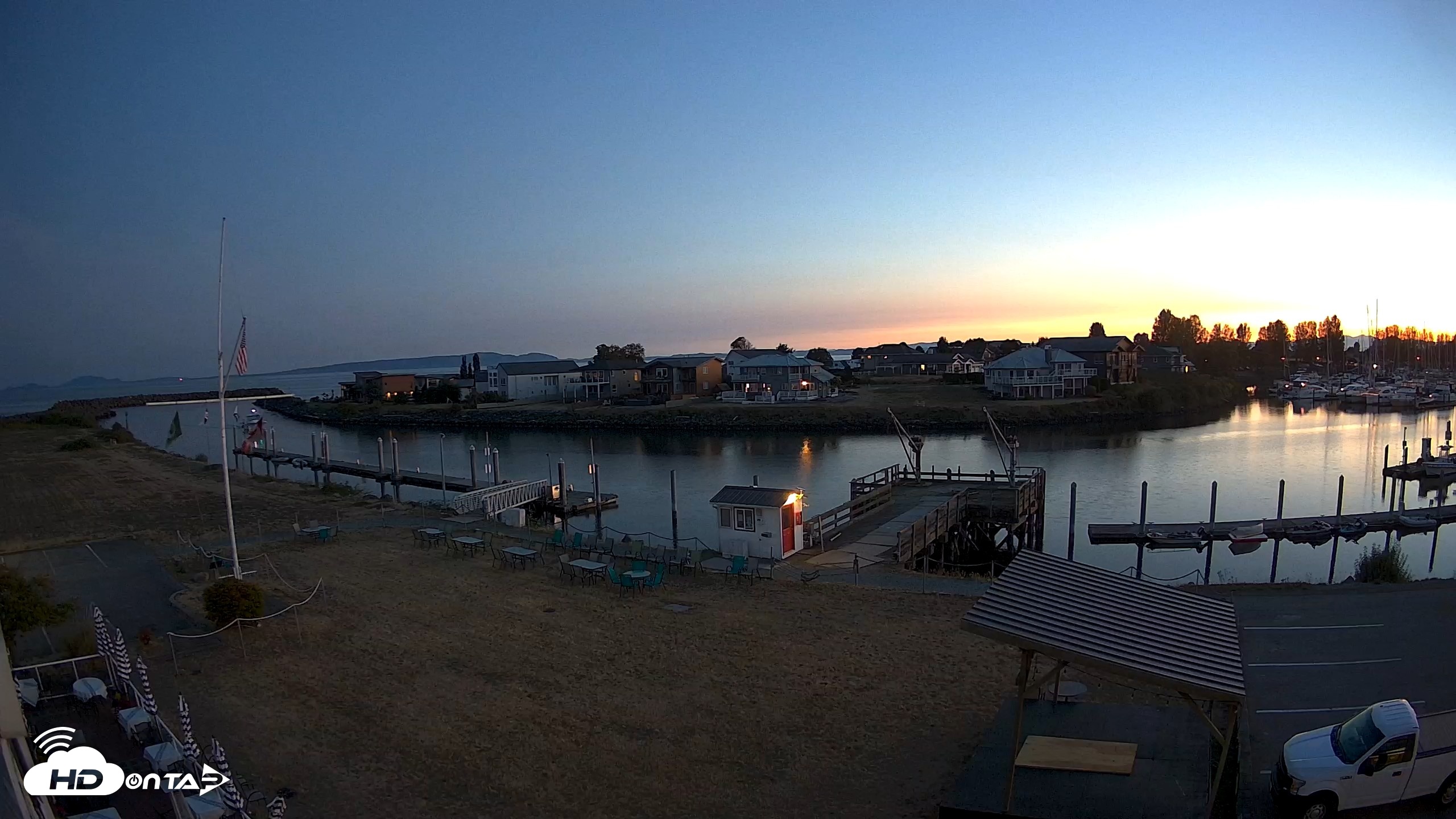 Snapshot of Point Roberts Marina SW Live Webcam taken Aug 24, 2026, 8:40pm PDT