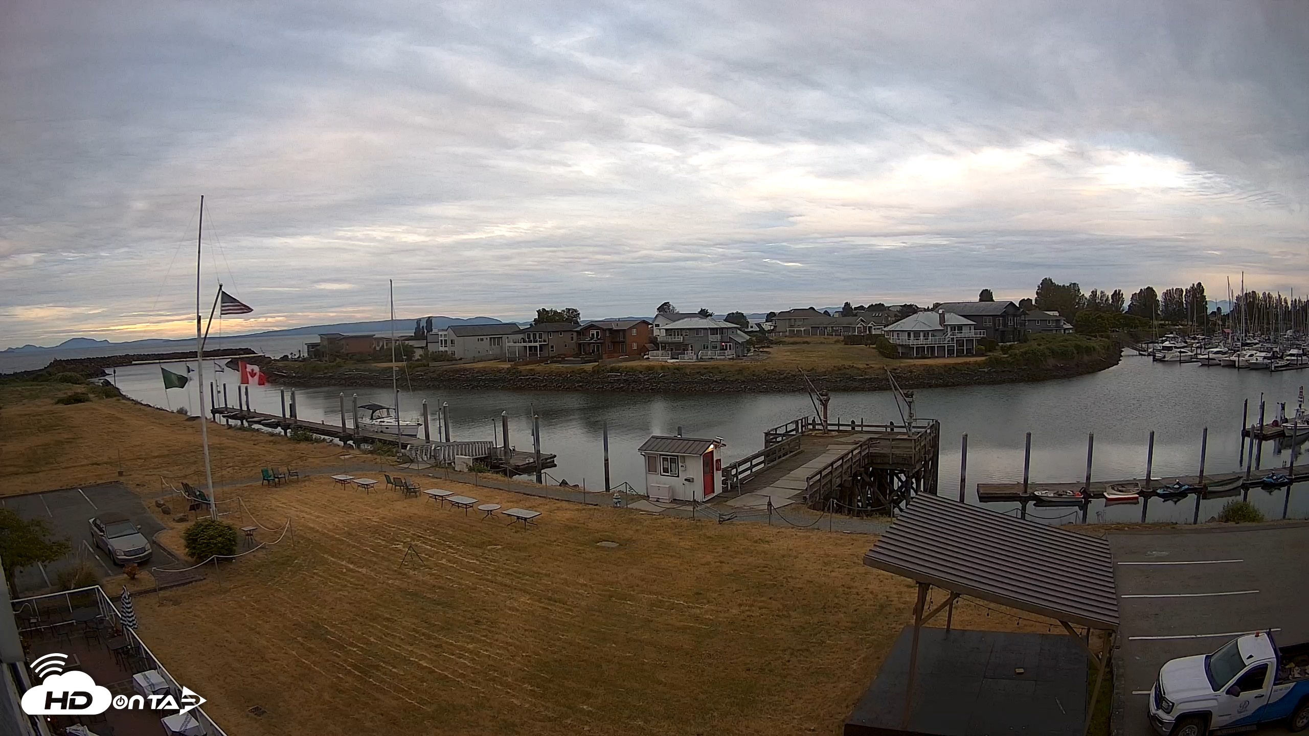 Snapshot of Point Roberts Marina SW Live Webcam taken Jun 8, 2026, 5:46am PDT