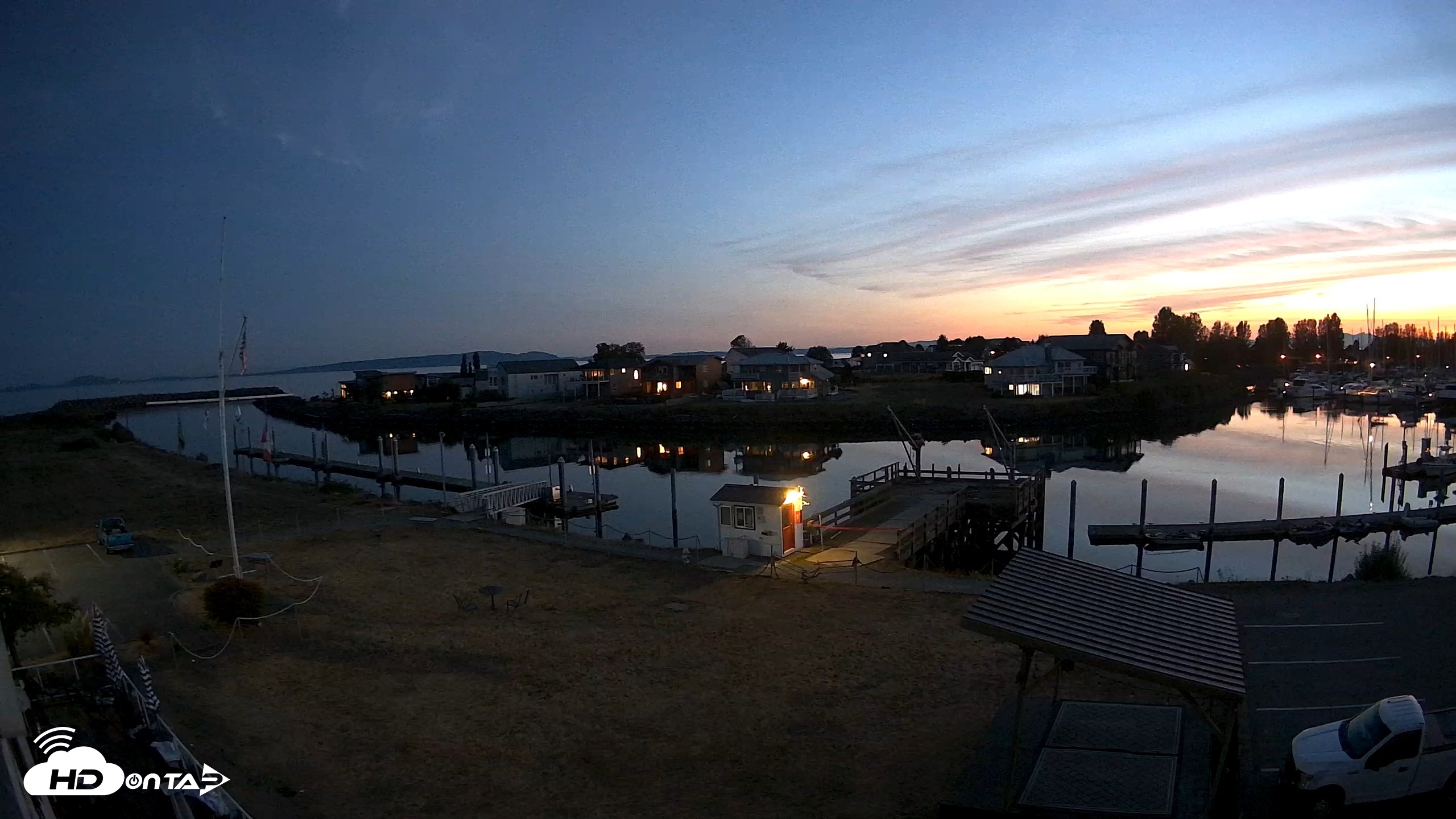 Snapshot of Point Roberts Marina SW Live Webcam taken Sep 8, 2026, 8:17pm PDT