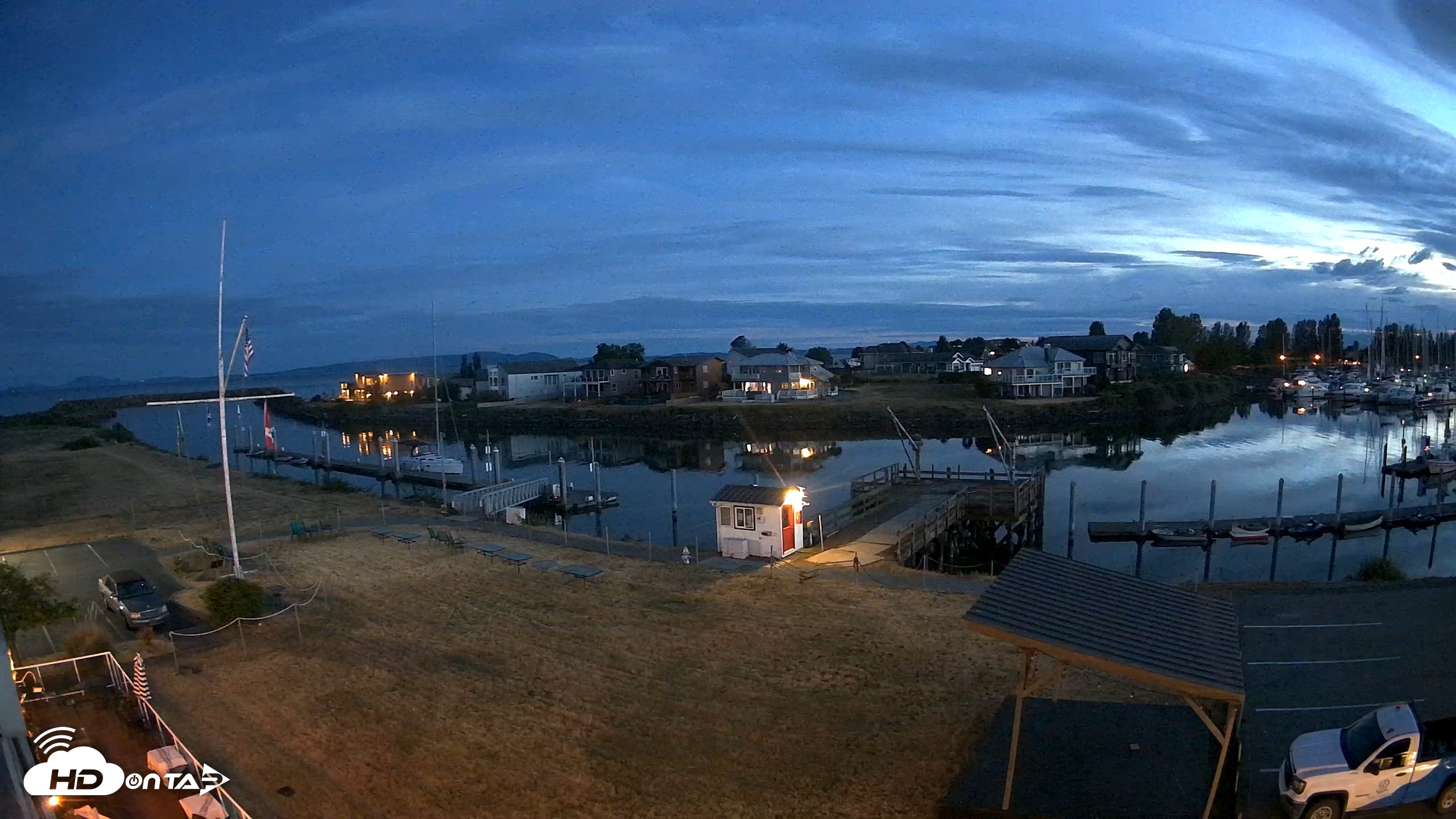 Snapshot of Point Roberts Marina SW Live Webcam taken Jun 7, 2026, 10:04pm PDT